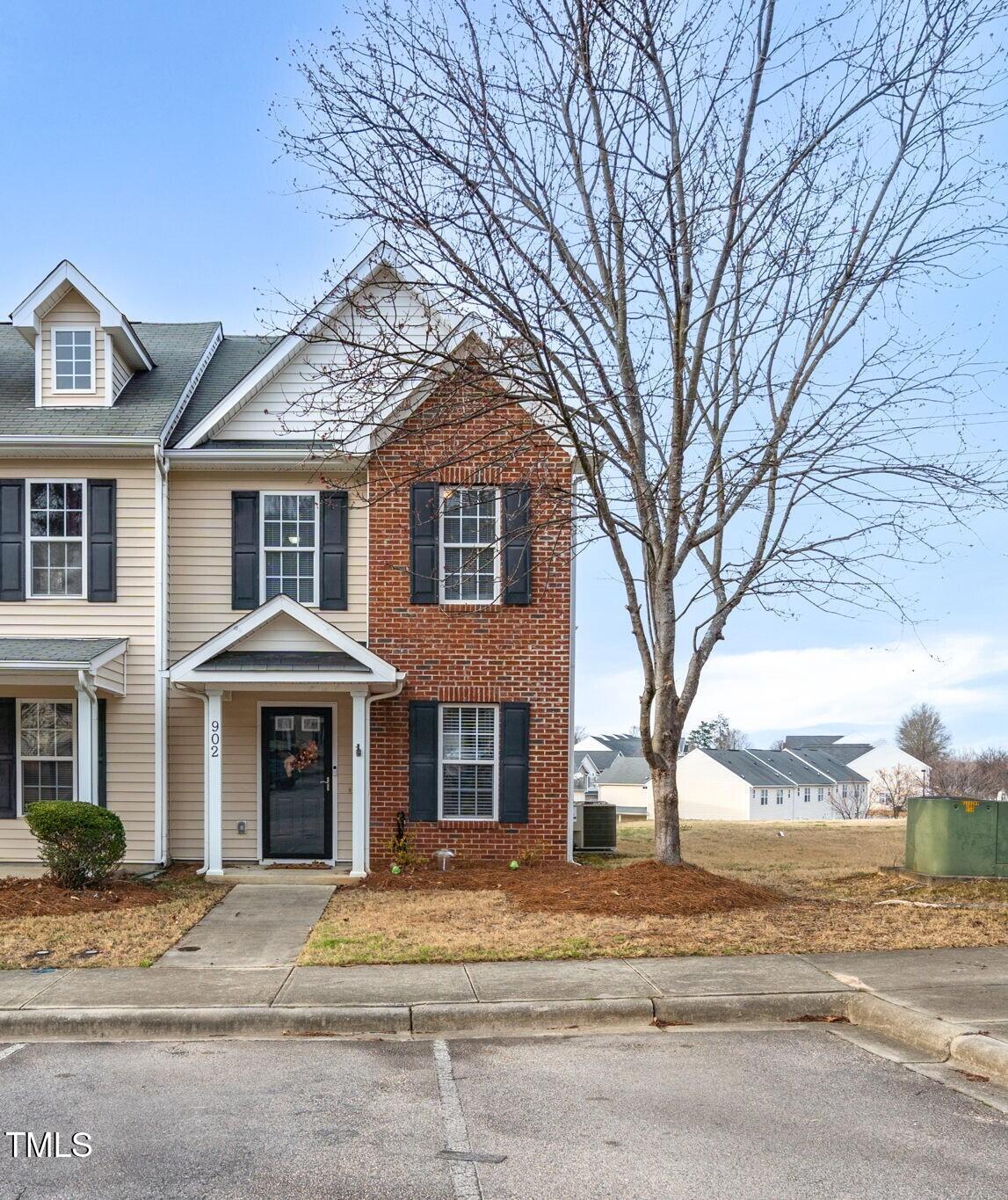 902 Savin Landing Property Photo