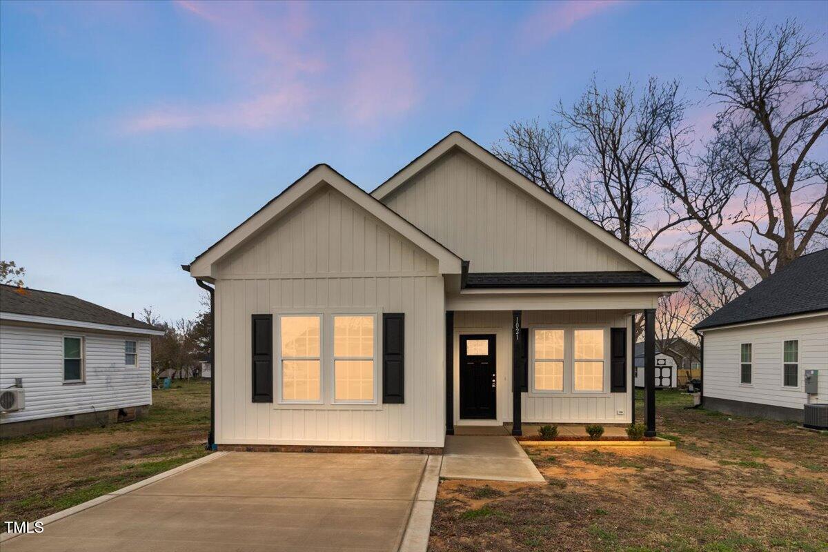 1021 E Edgerton Street Property Photo