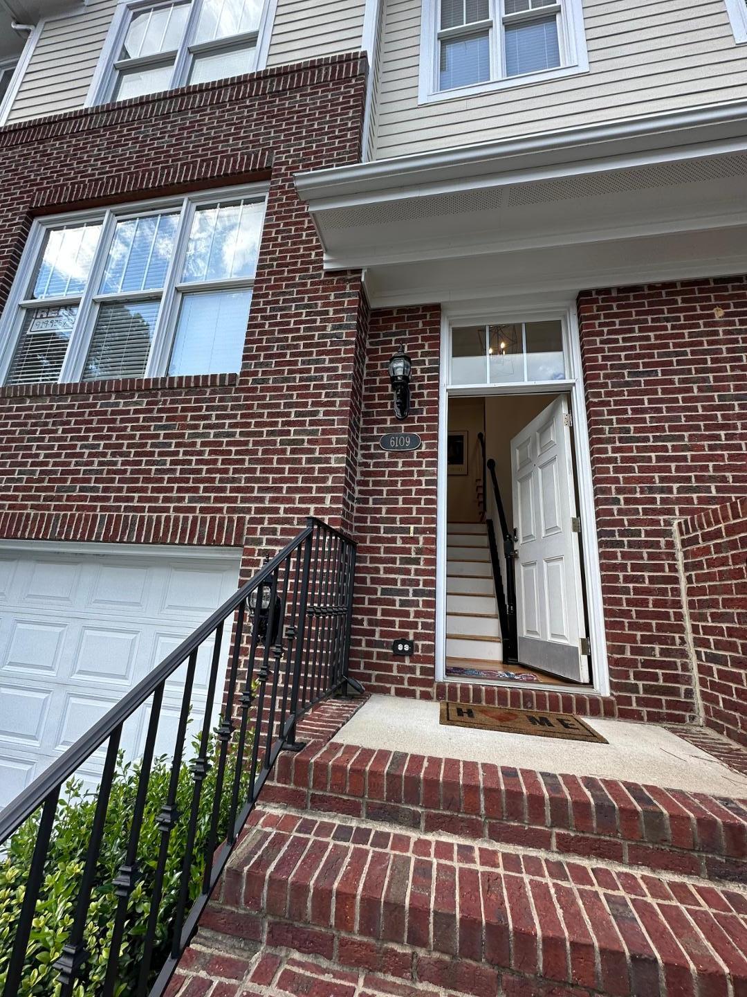 6109 Shandwick Court Property Photo