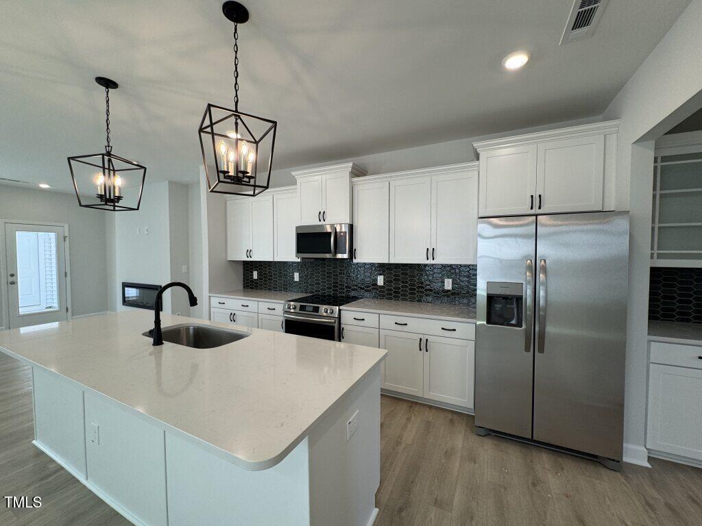 316 White Oak Garden Way # 217 Property Photo 4