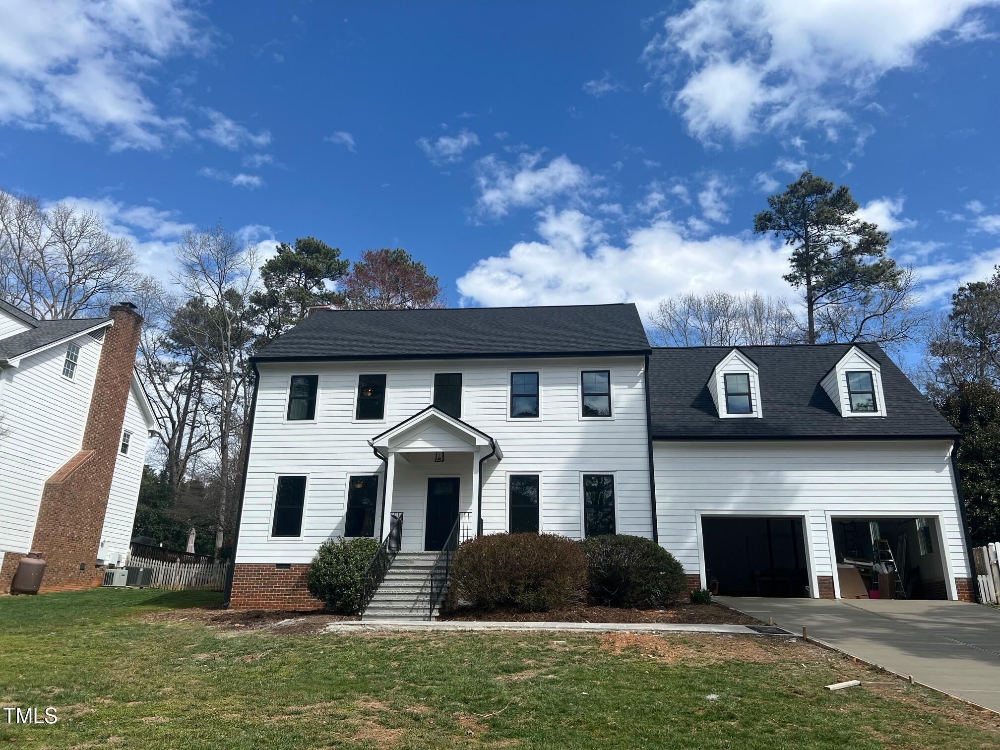 2112 Hamrick Drive Property Photo