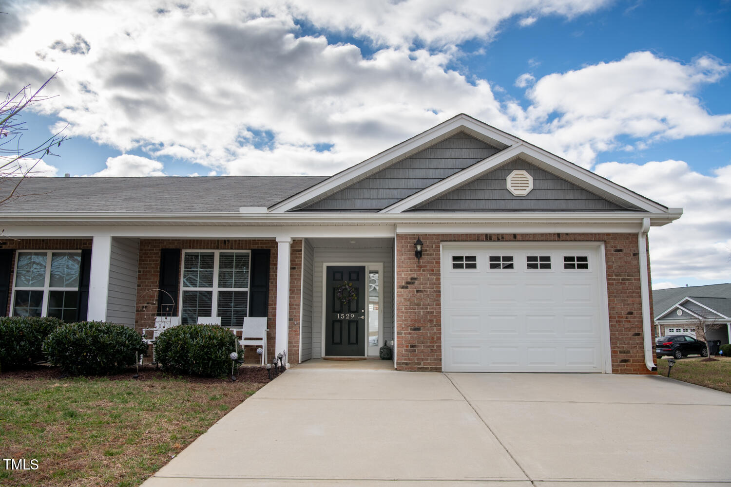 1529 Claridge Drive Property Photo
