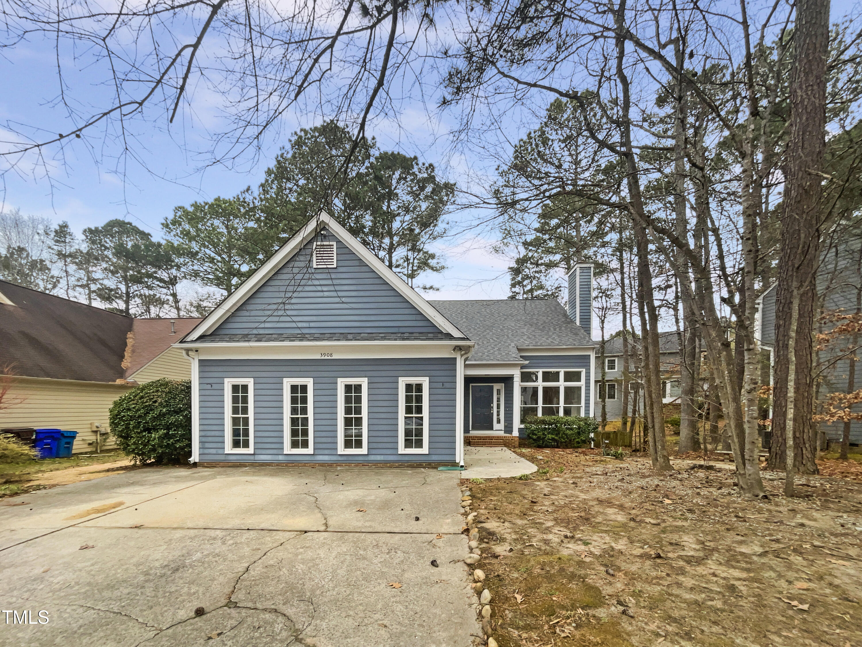 3908 Sturbridge Drive Property Photo