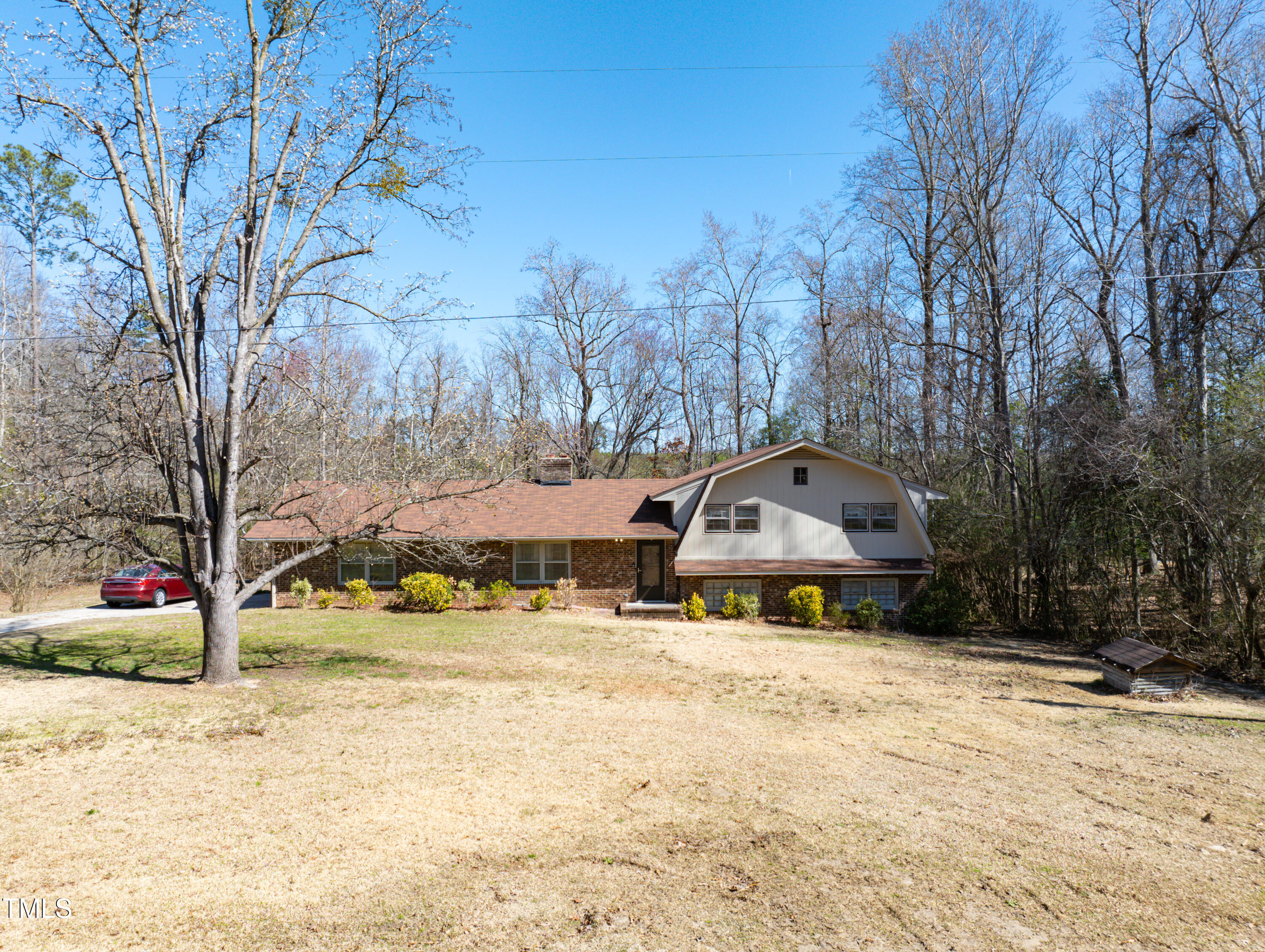 77 Greenbrier Road Property Photo