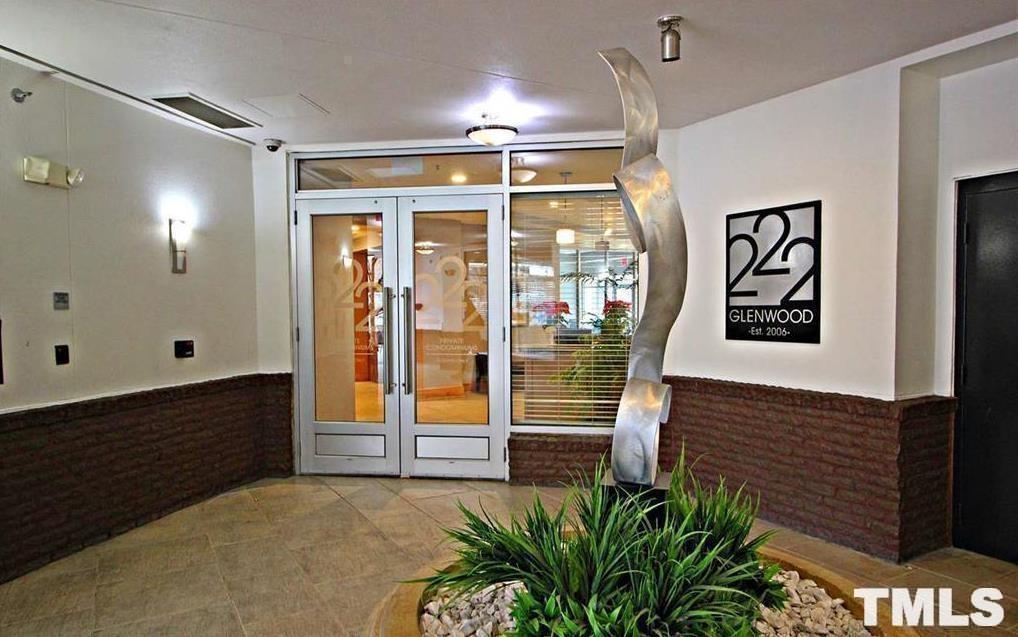 222 Glenwood Avenue # 209 Property Photo