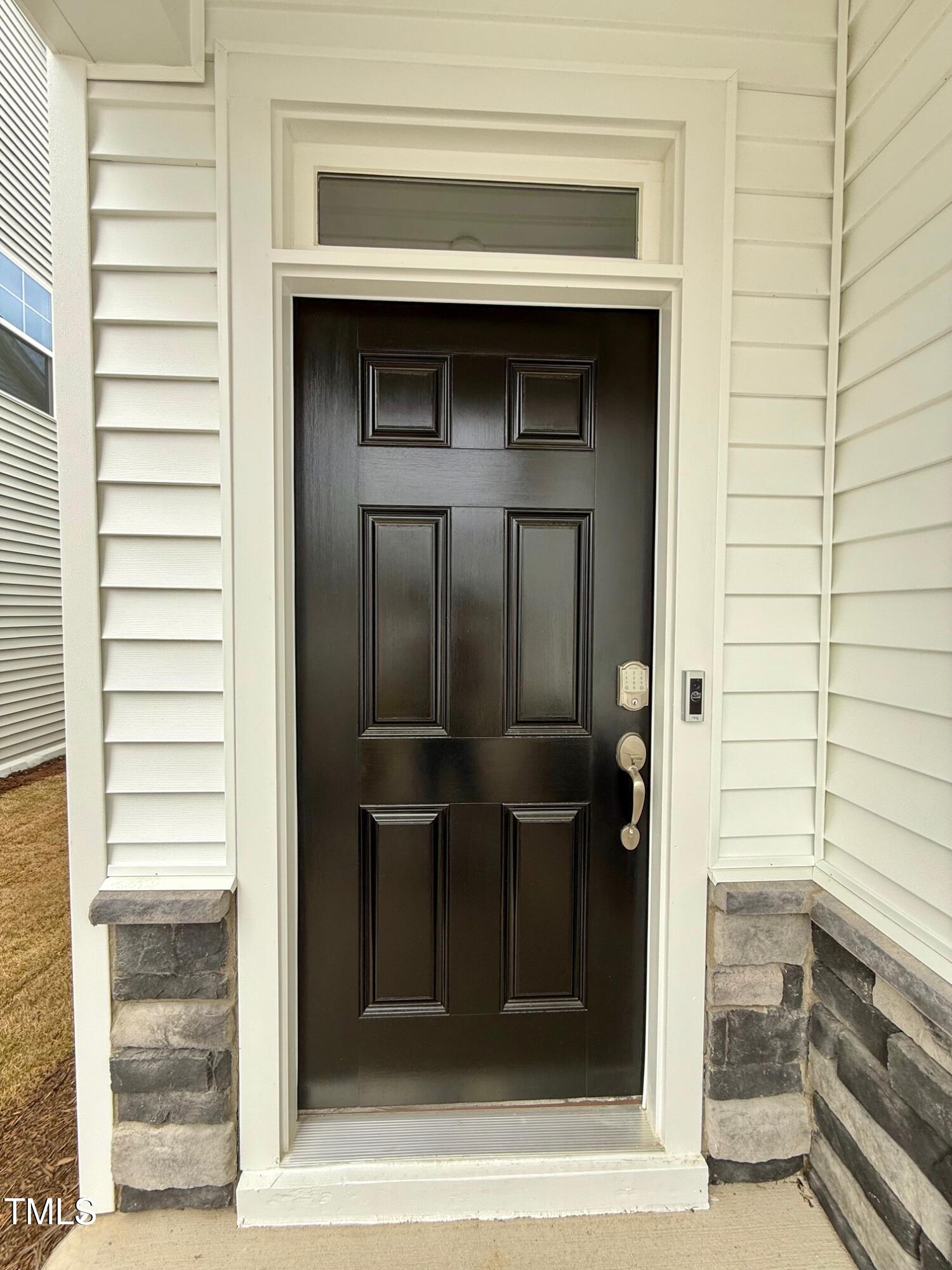508 Hanover Shore Lane Property Photo 1
