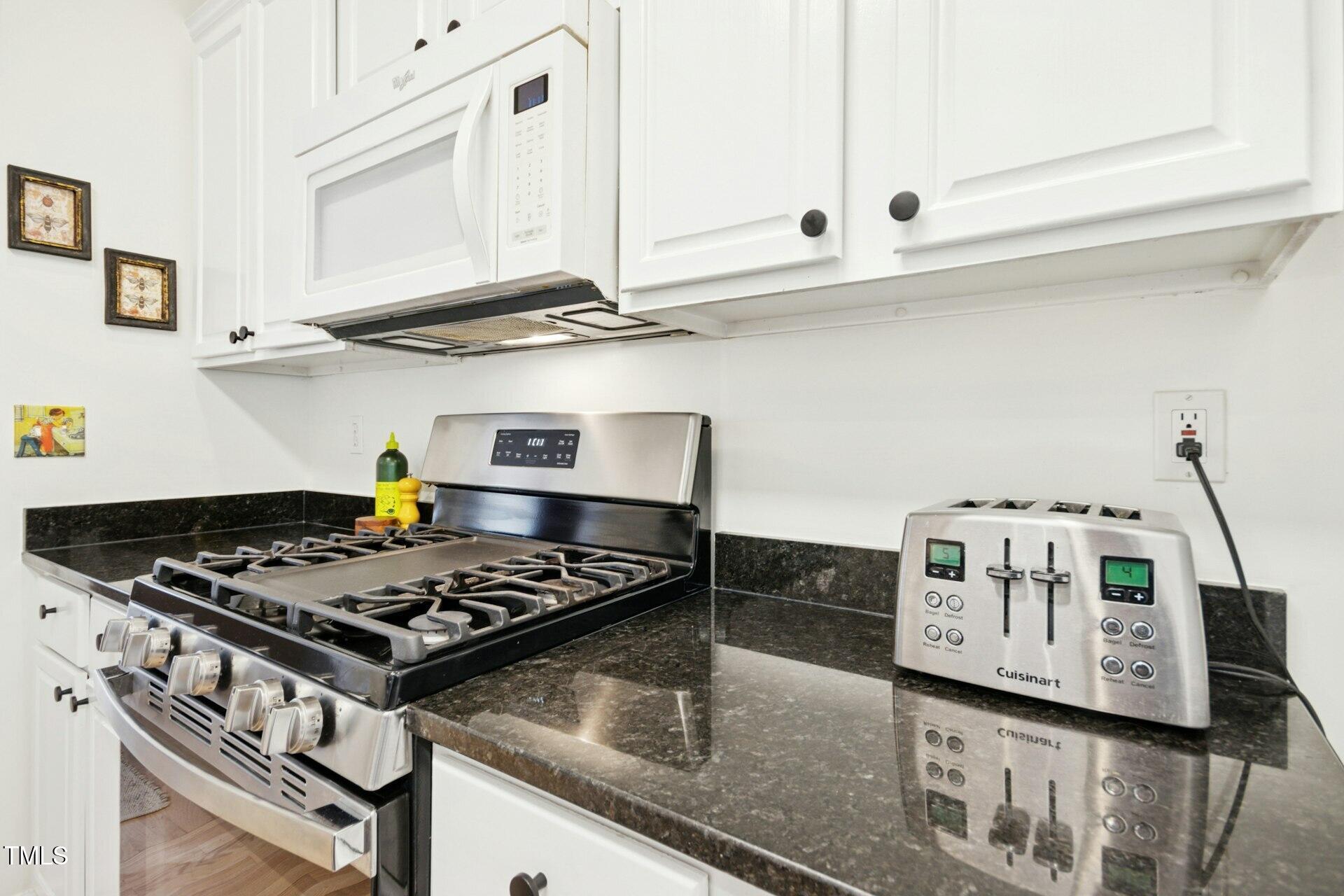 248 Sweet Bay Place Property Photo 16