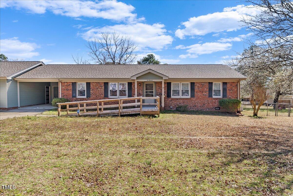 200 Barwick Way Property Photo