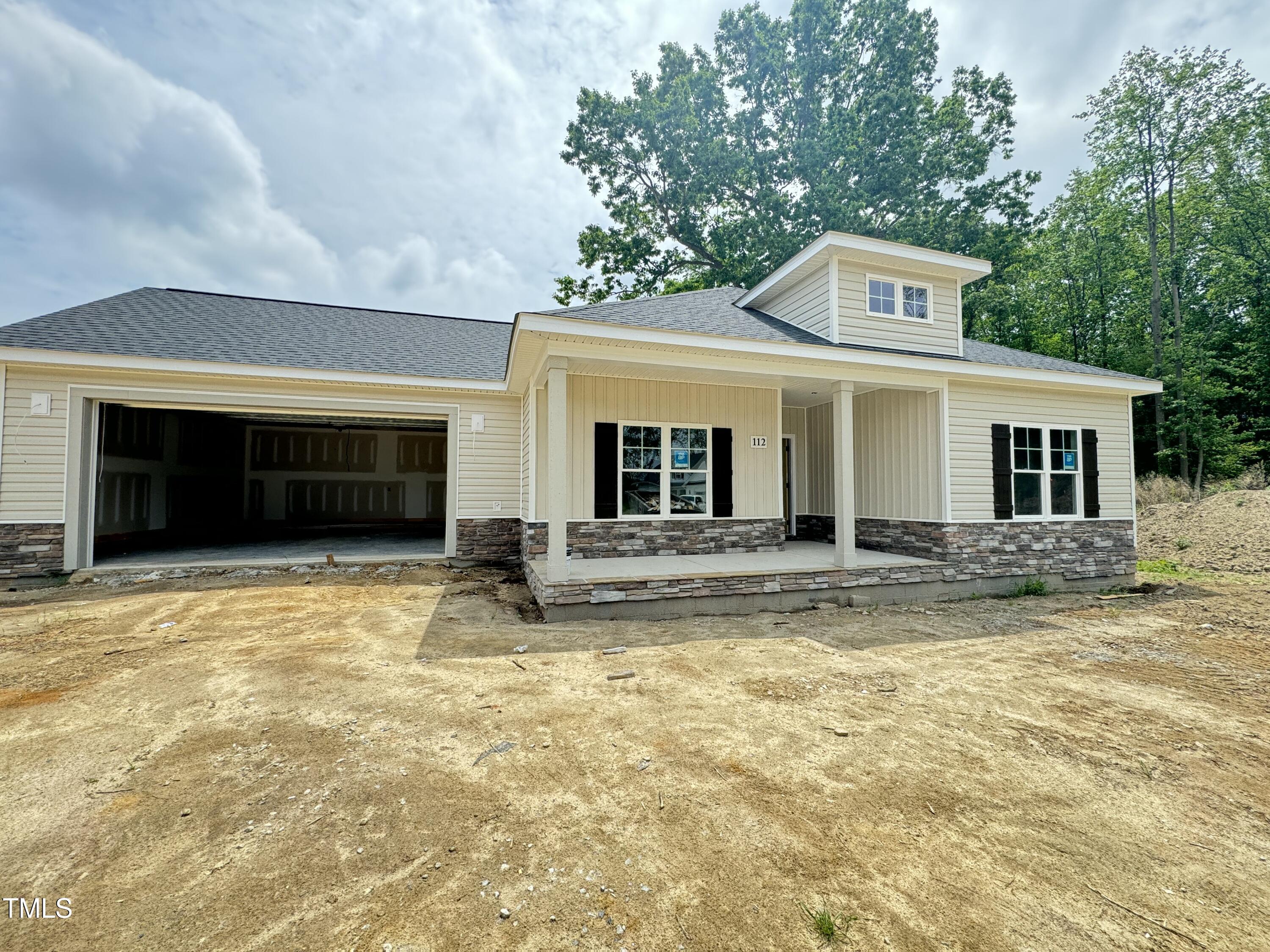 112 Dunbar Hill Drive Property Photo