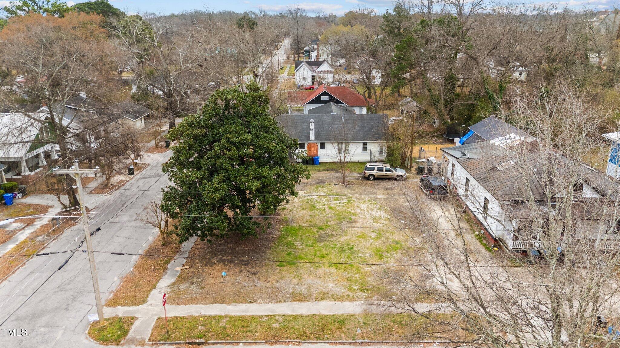 310 Maplewood Avenue Ne Property Photo 1