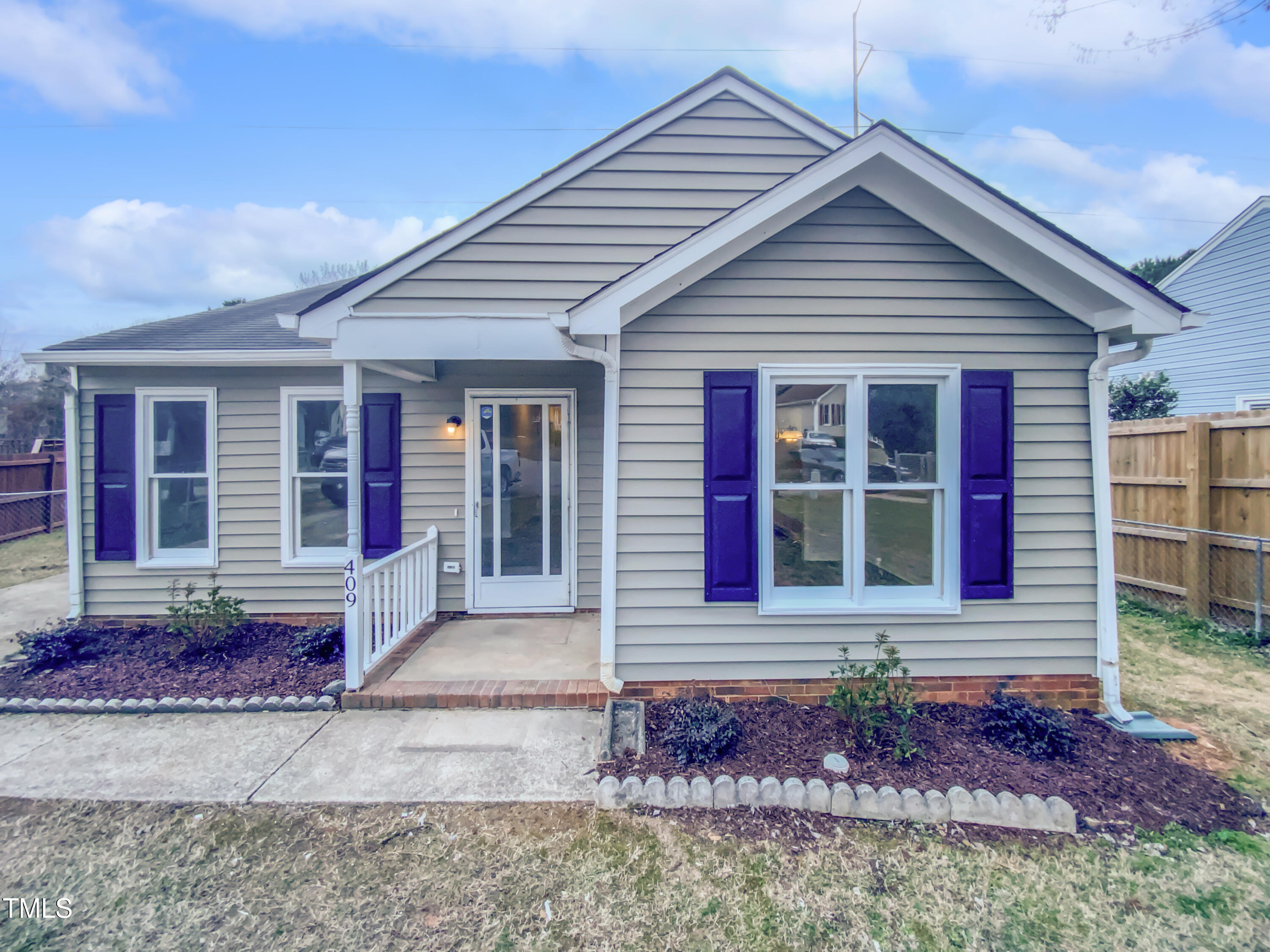 409 Starrett Court Property Photo
