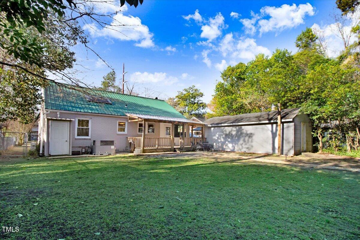 1507 E Elm Street Property Photo 25