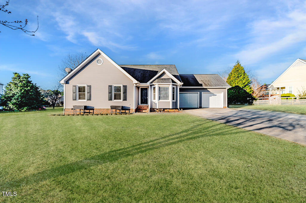 1304 Trotter Bluffs Drive Property Photo