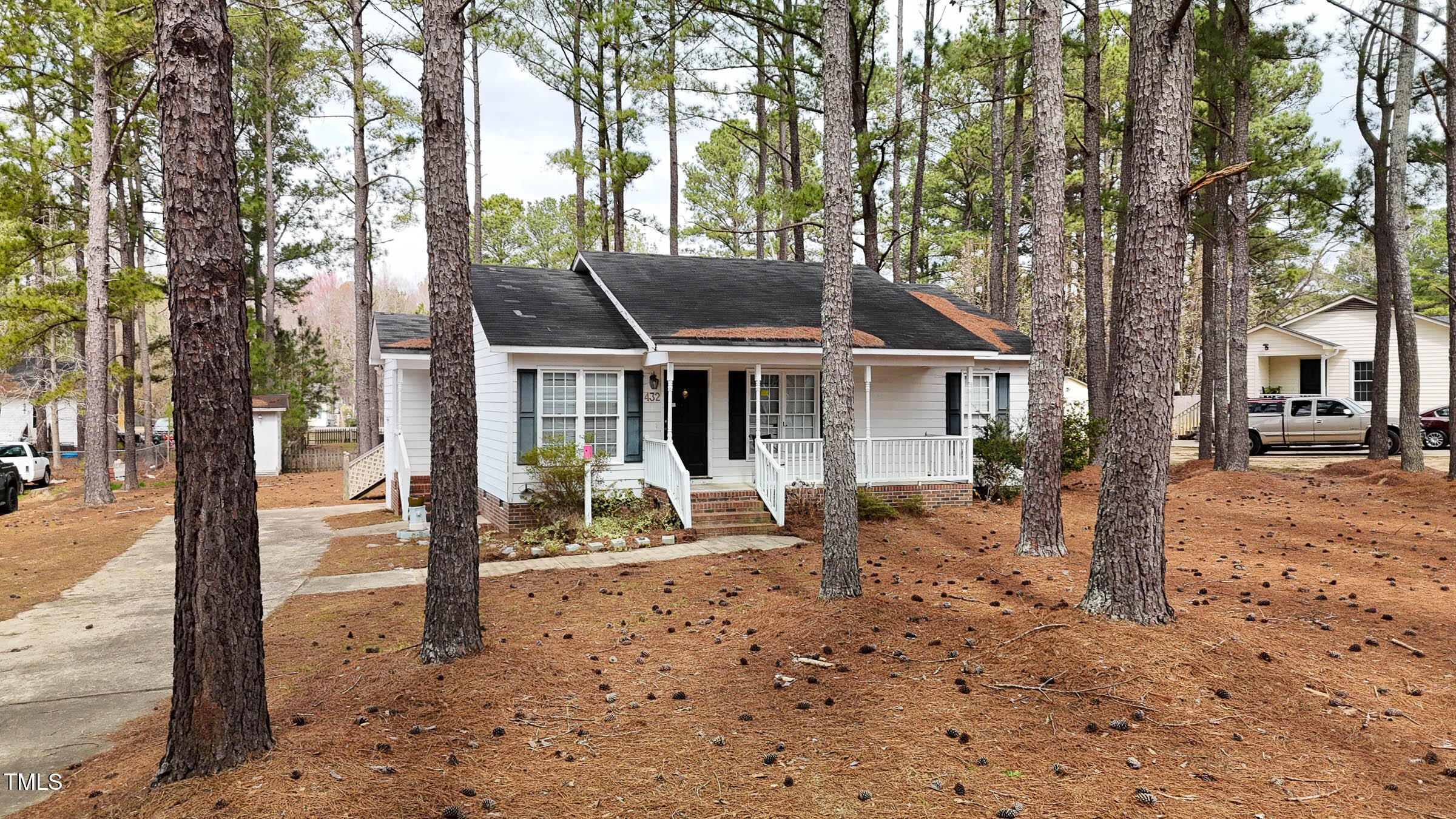 432 Fowlkes Street Property Photo