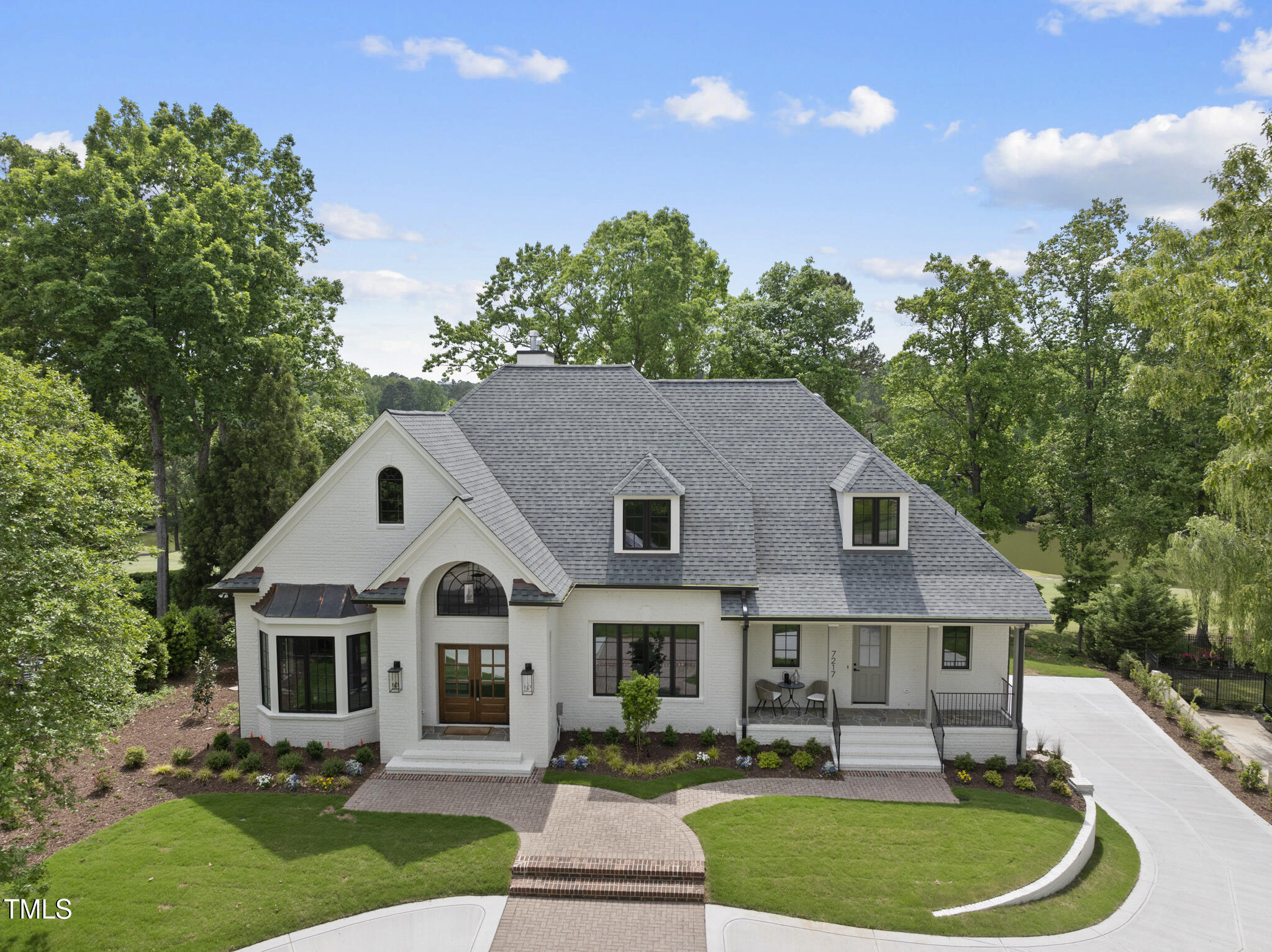 7217 Manor Oaks Drive Property Photo 1