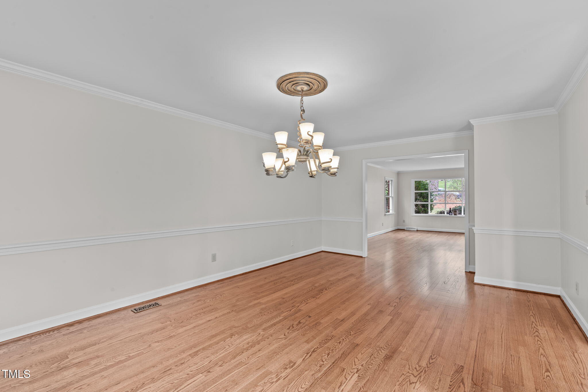 8801 Lakewood Drive Property Photo 12