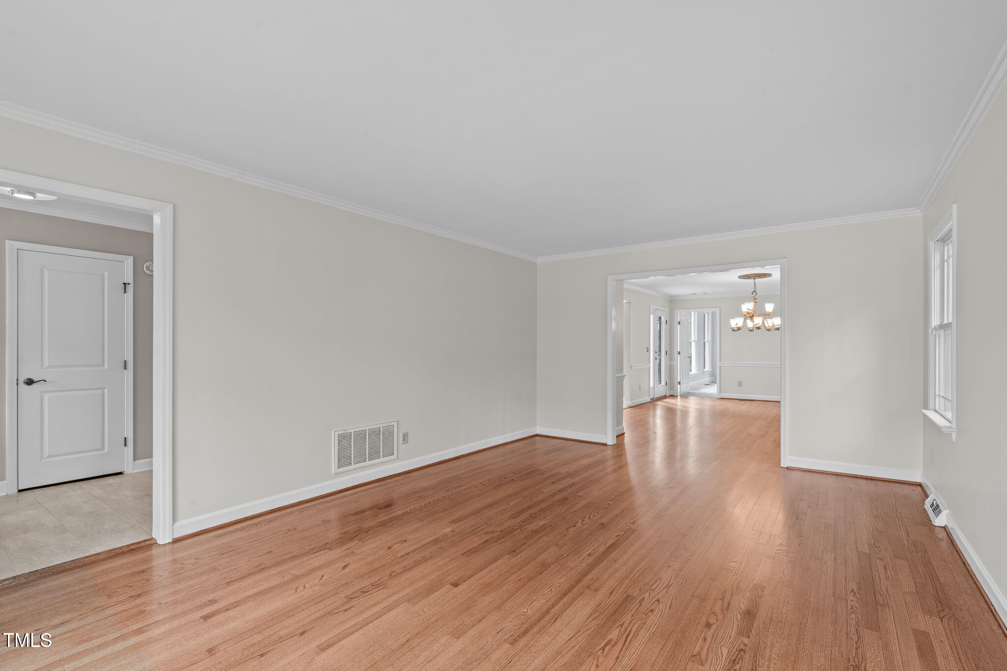 8801 Lakewood Drive Property Photo 13