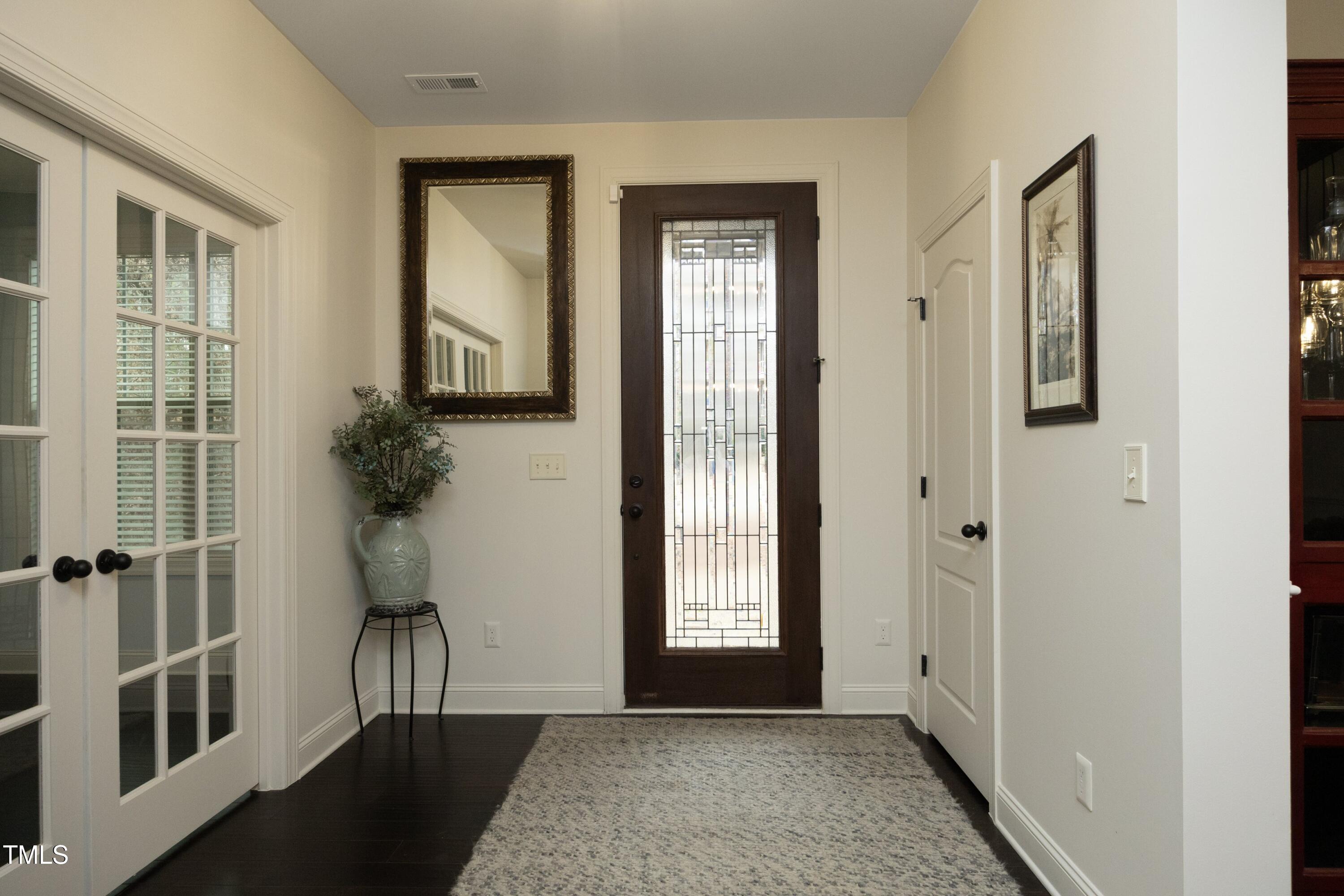 156 Stoney Creek Way Property Photo 3