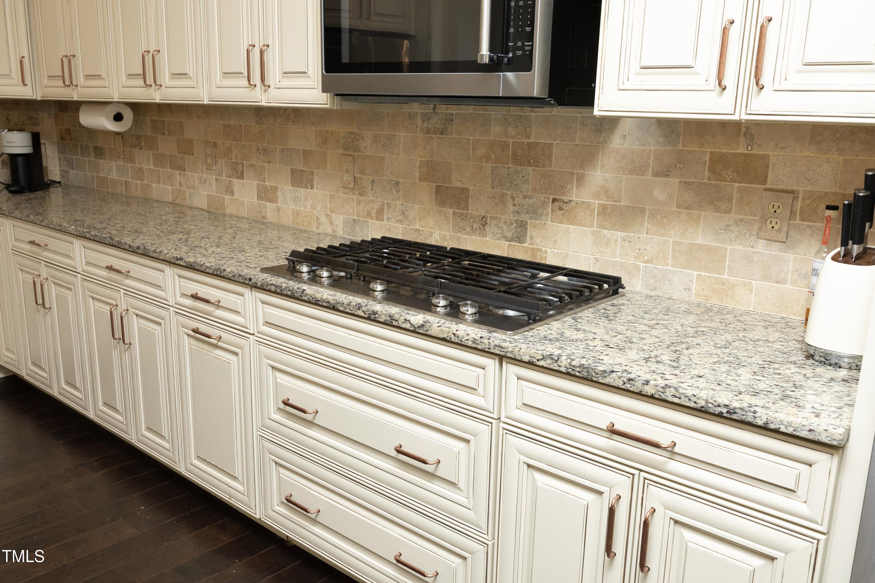 156 Stoney Creek Way Property Photo 10