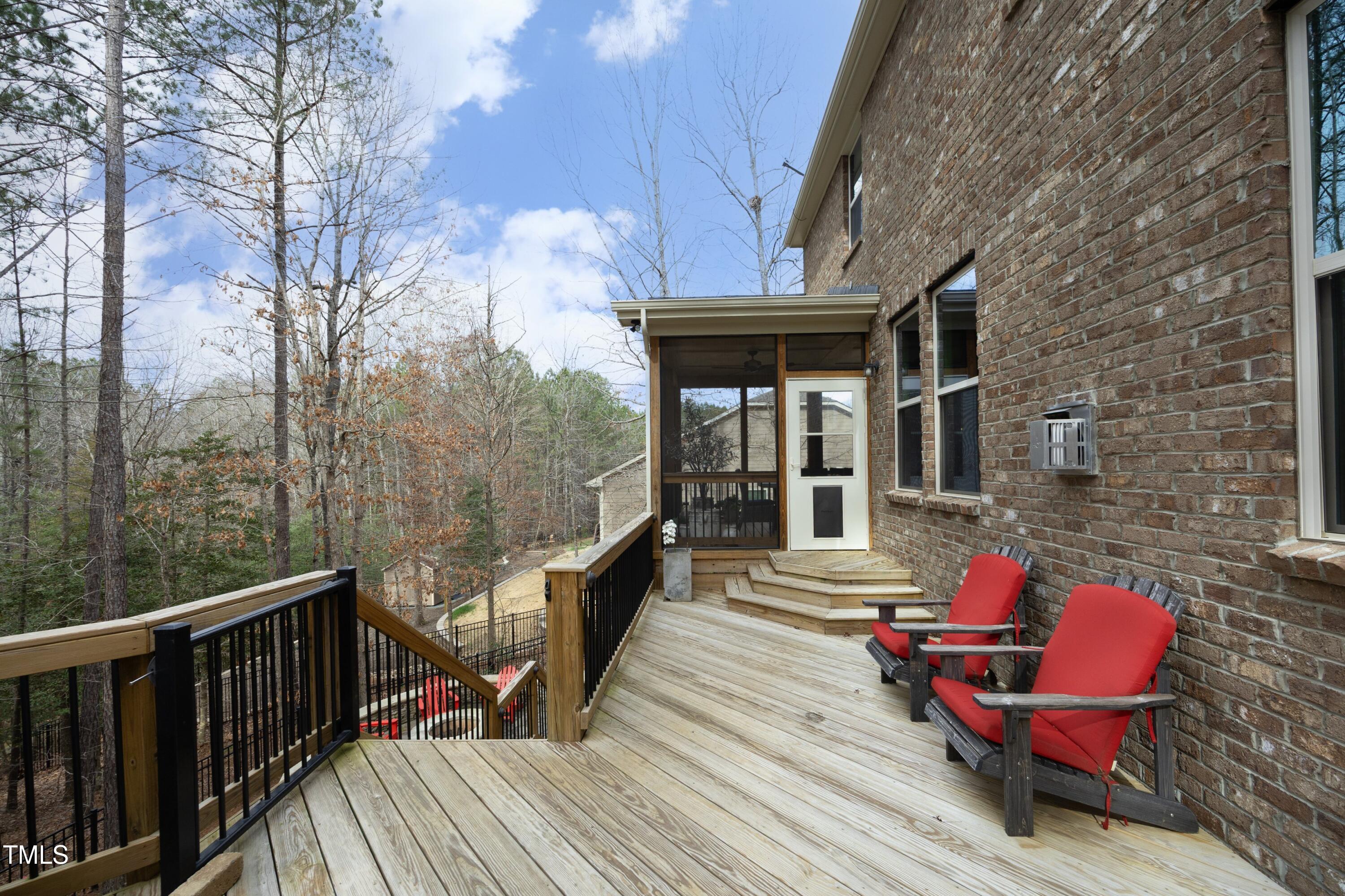 156 Stoney Creek Way Property Photo 41