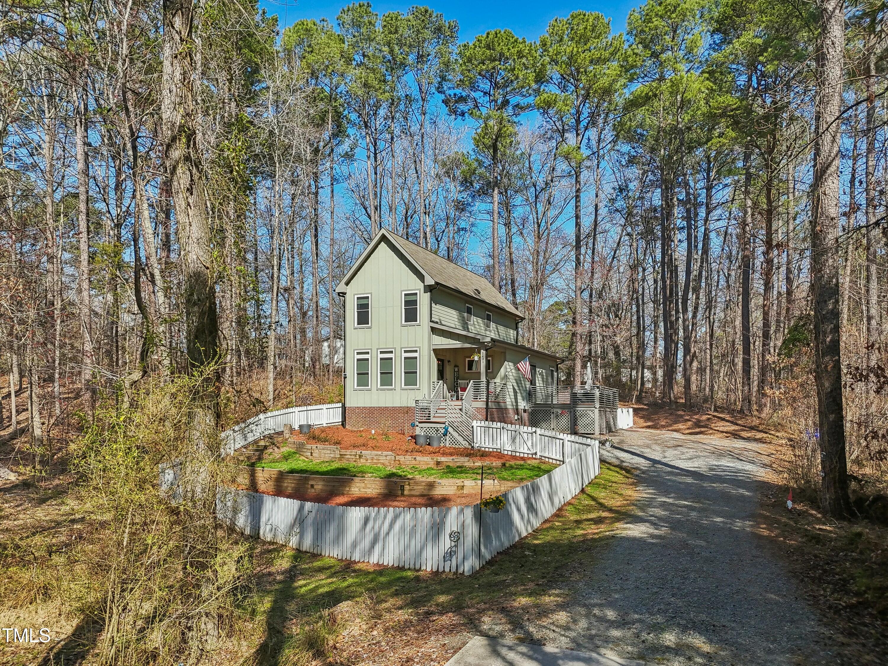 2431 Winburn Avenue Property Photo