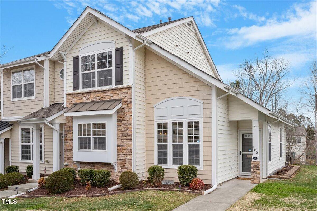 302 Red Elm Drive Property Photo 1