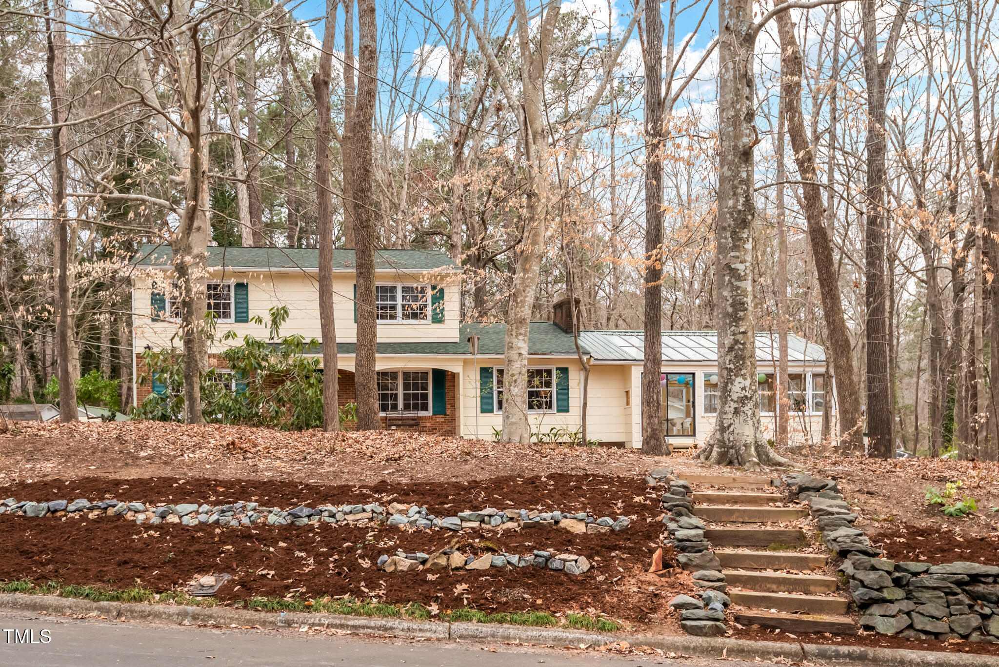 203 Lexington Road Property Photo