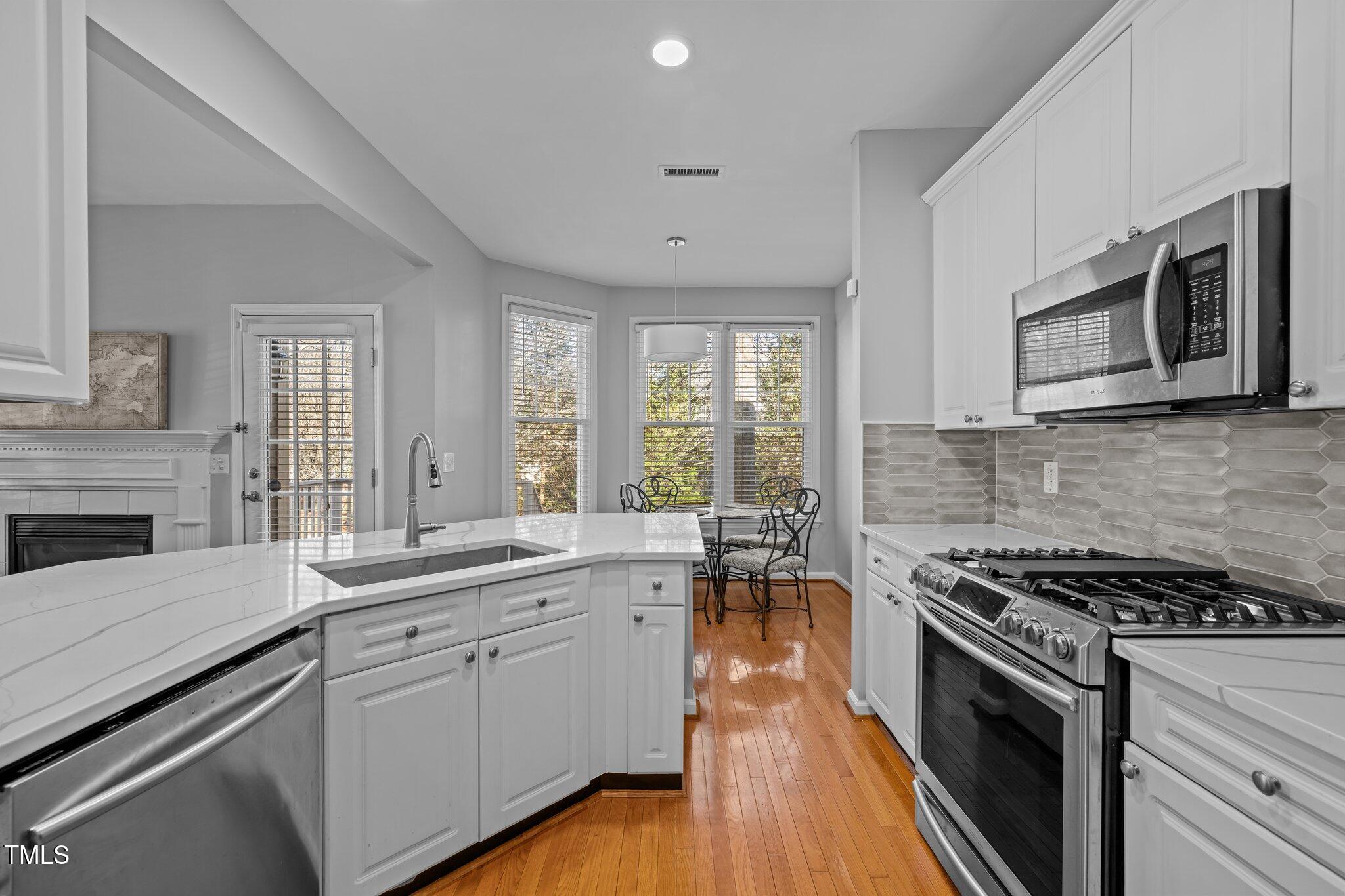 11028 Southwalk Lane Property Photo