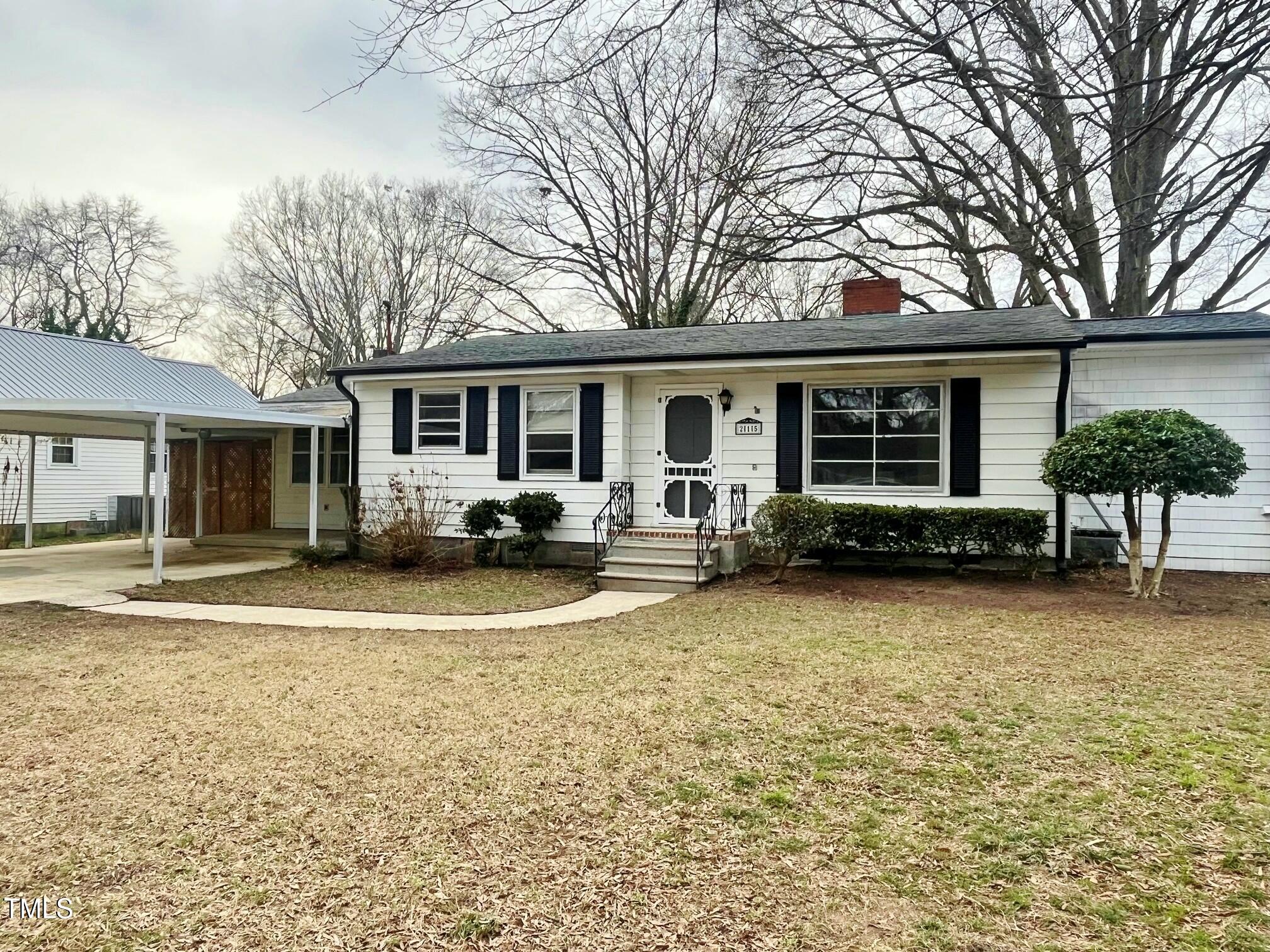 215 Sallinger Street Property Photo