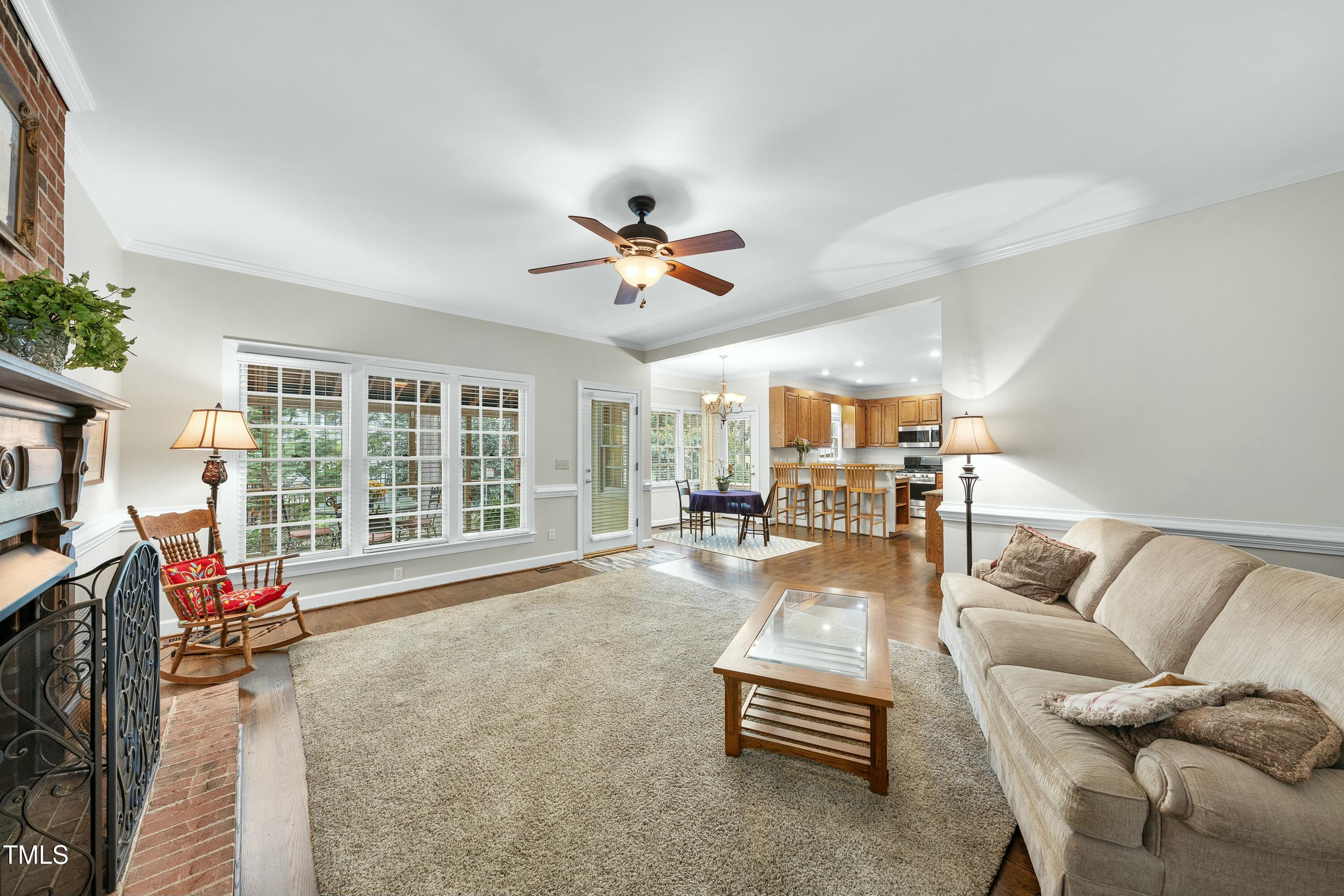 1007 Surry Dale Court Property Photo 14