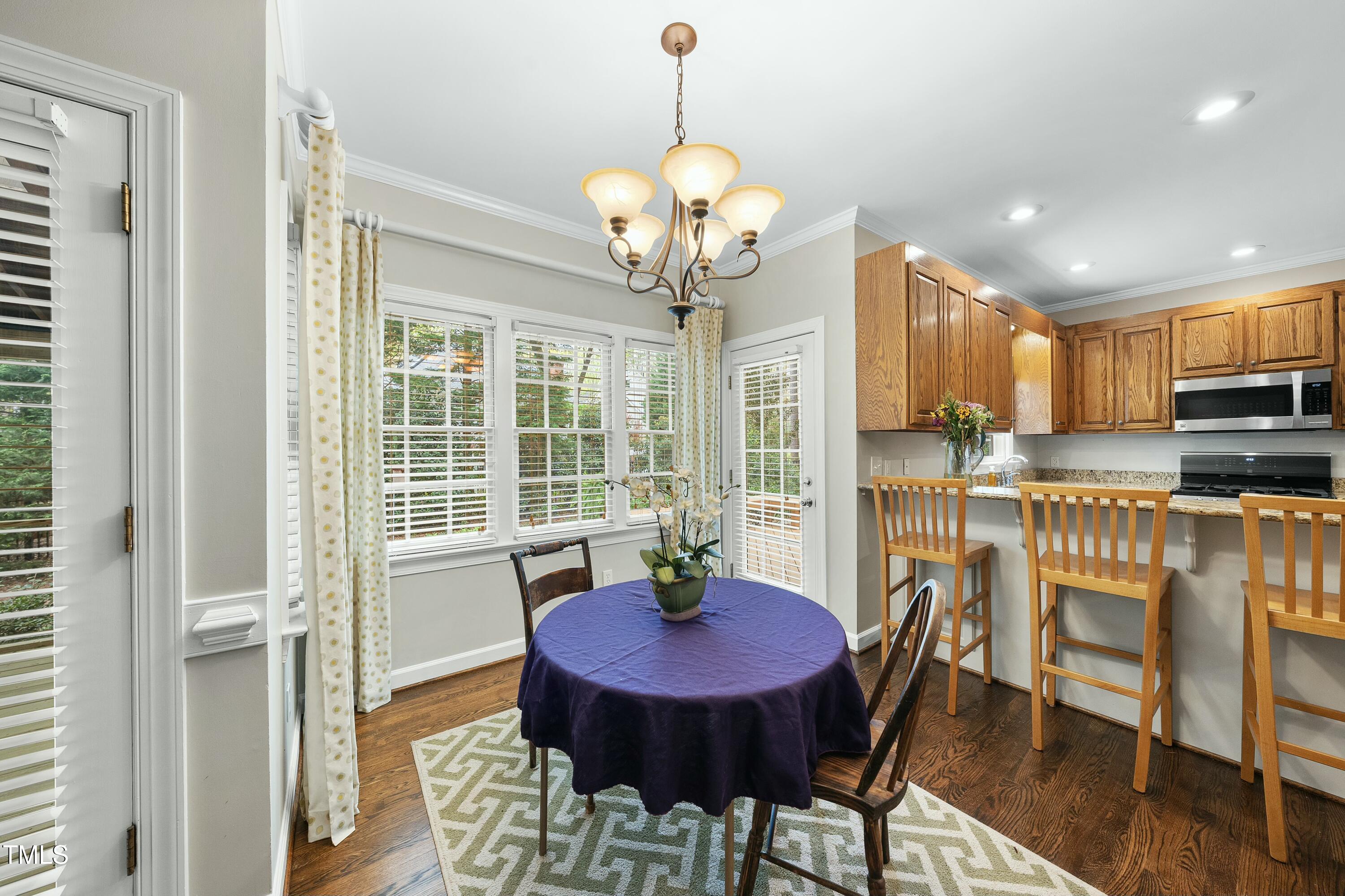 1007 Surry Dale Court Property Photo 17