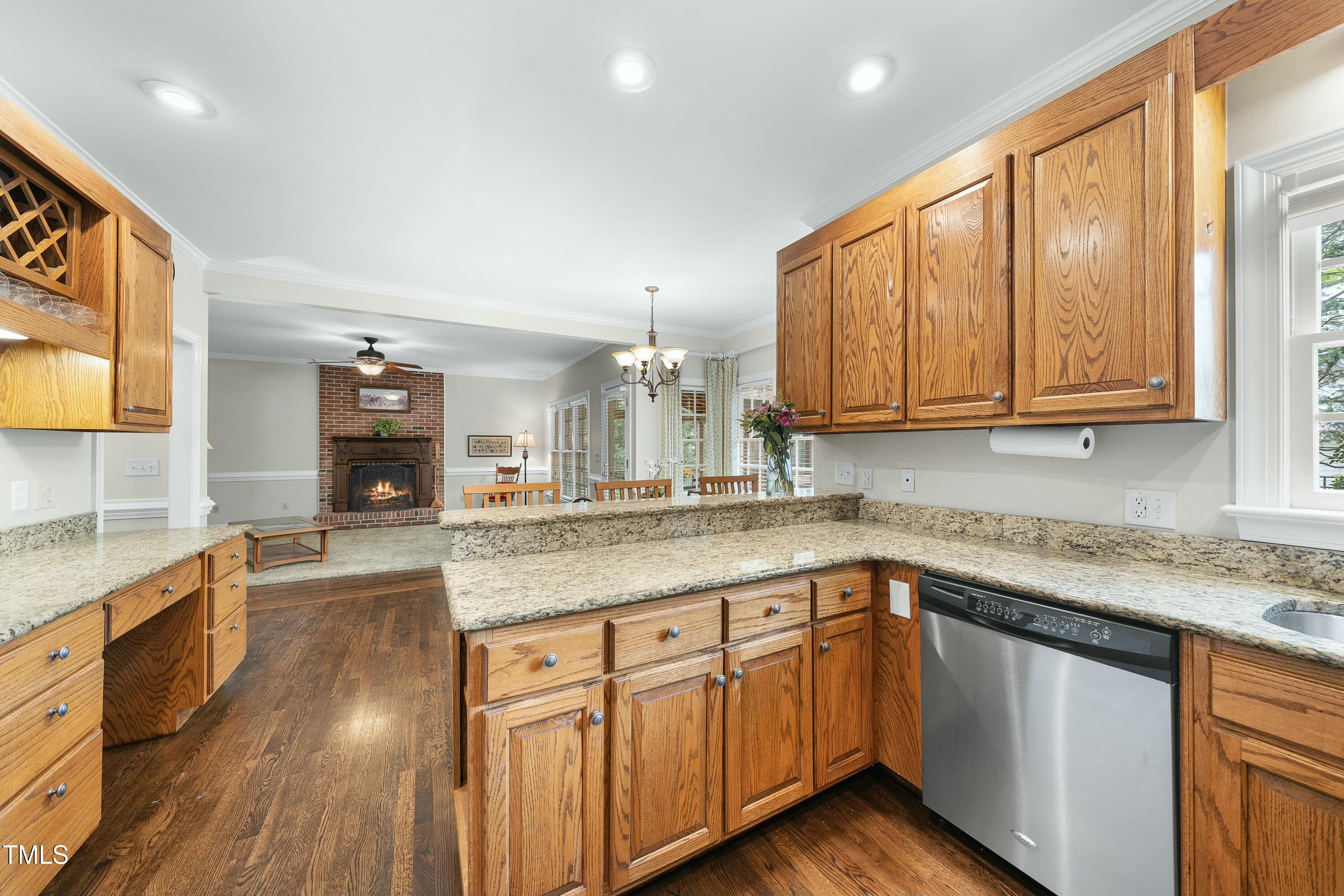 1007 Surry Dale Court Property Photo 23