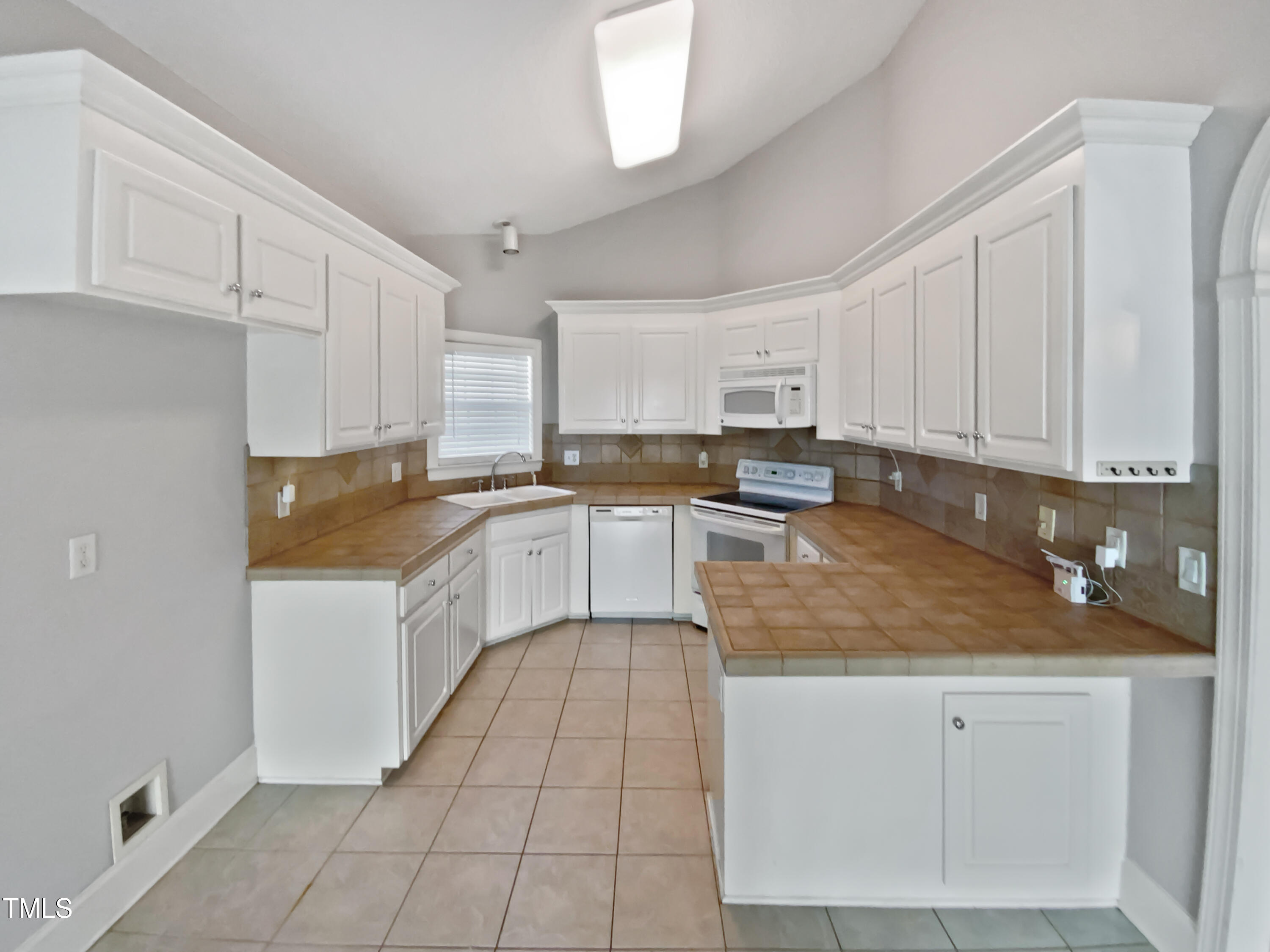 6624 Professor Street Property Photo 6