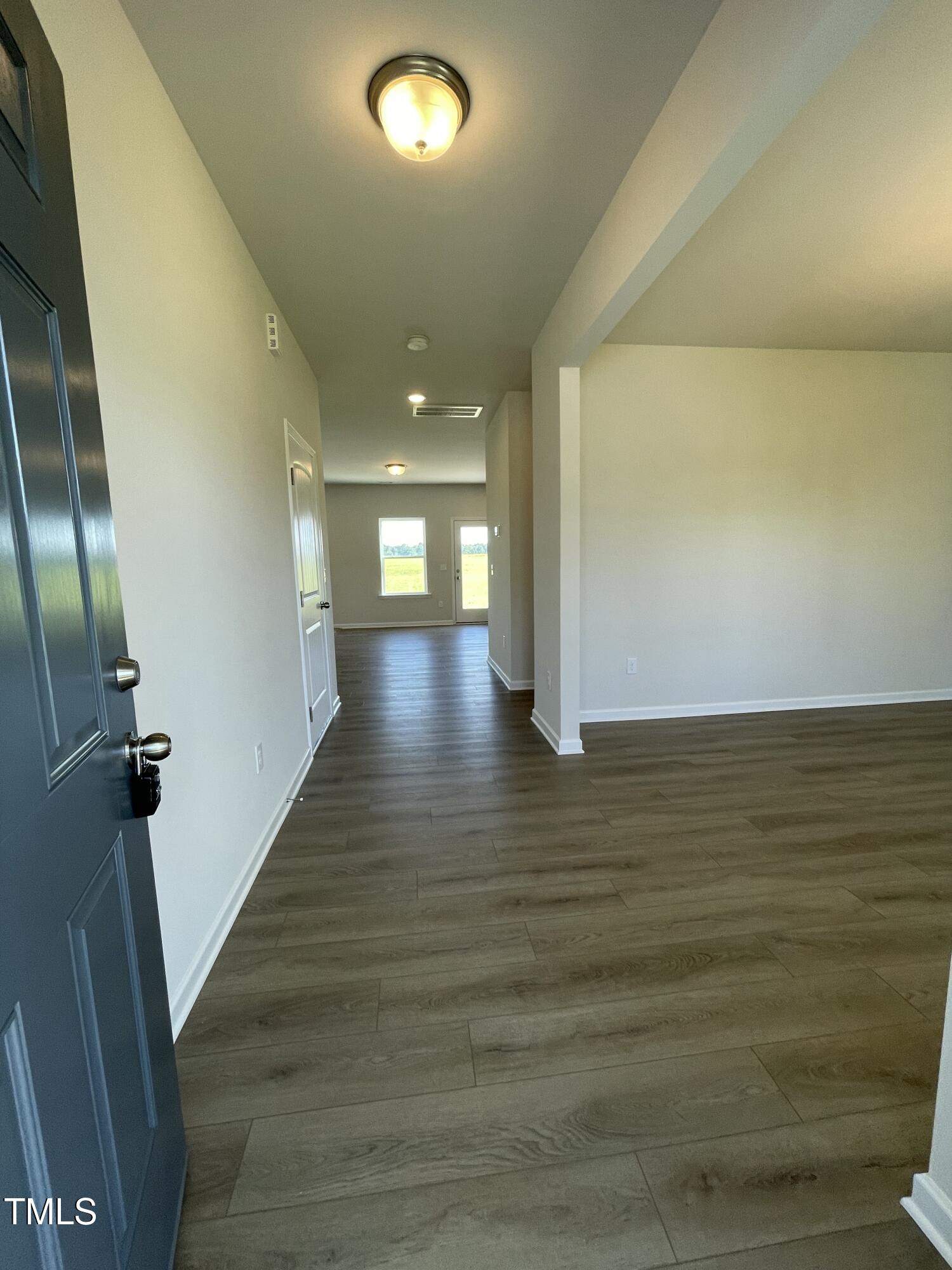131 E Victory View. Terrace Property Photo 3