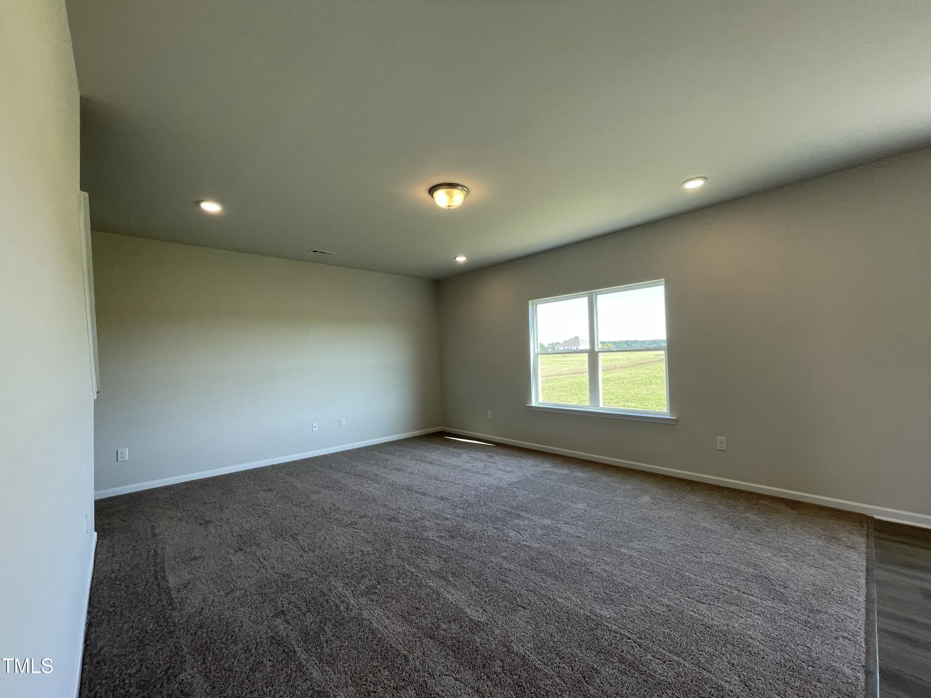 131 E Victory View. Terrace Property Photo 9