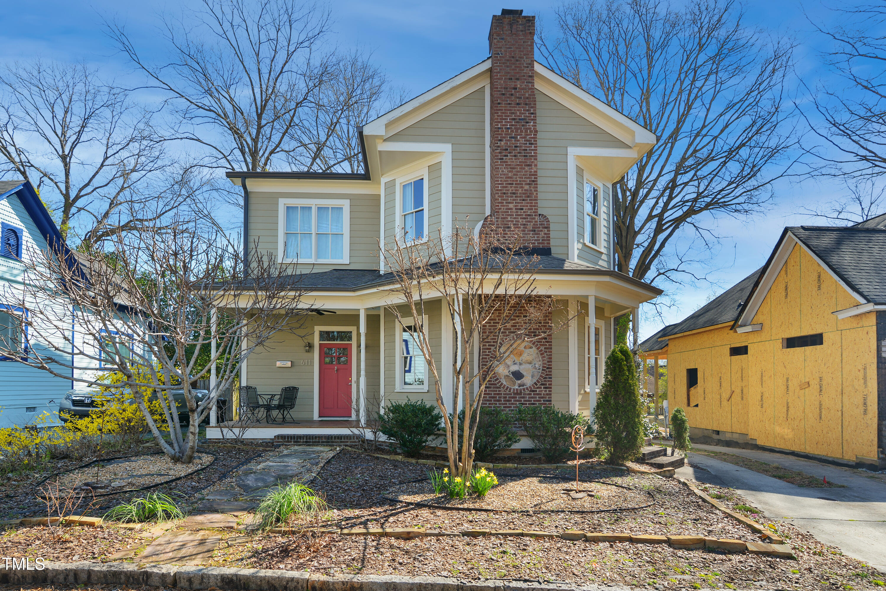 611 S Buchanan Boulevard Property Photo