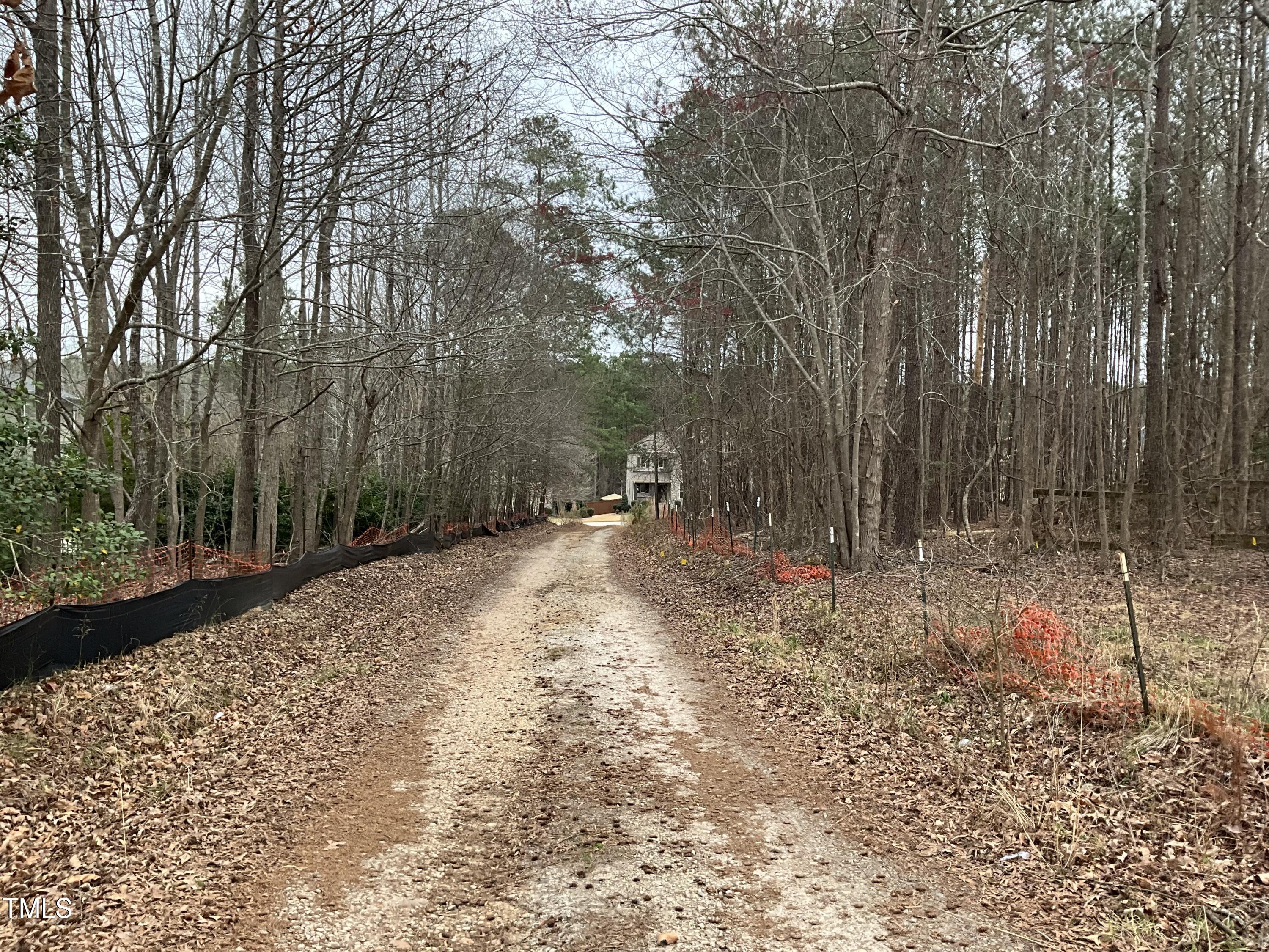 8316 Henderson Road Property Photo 3