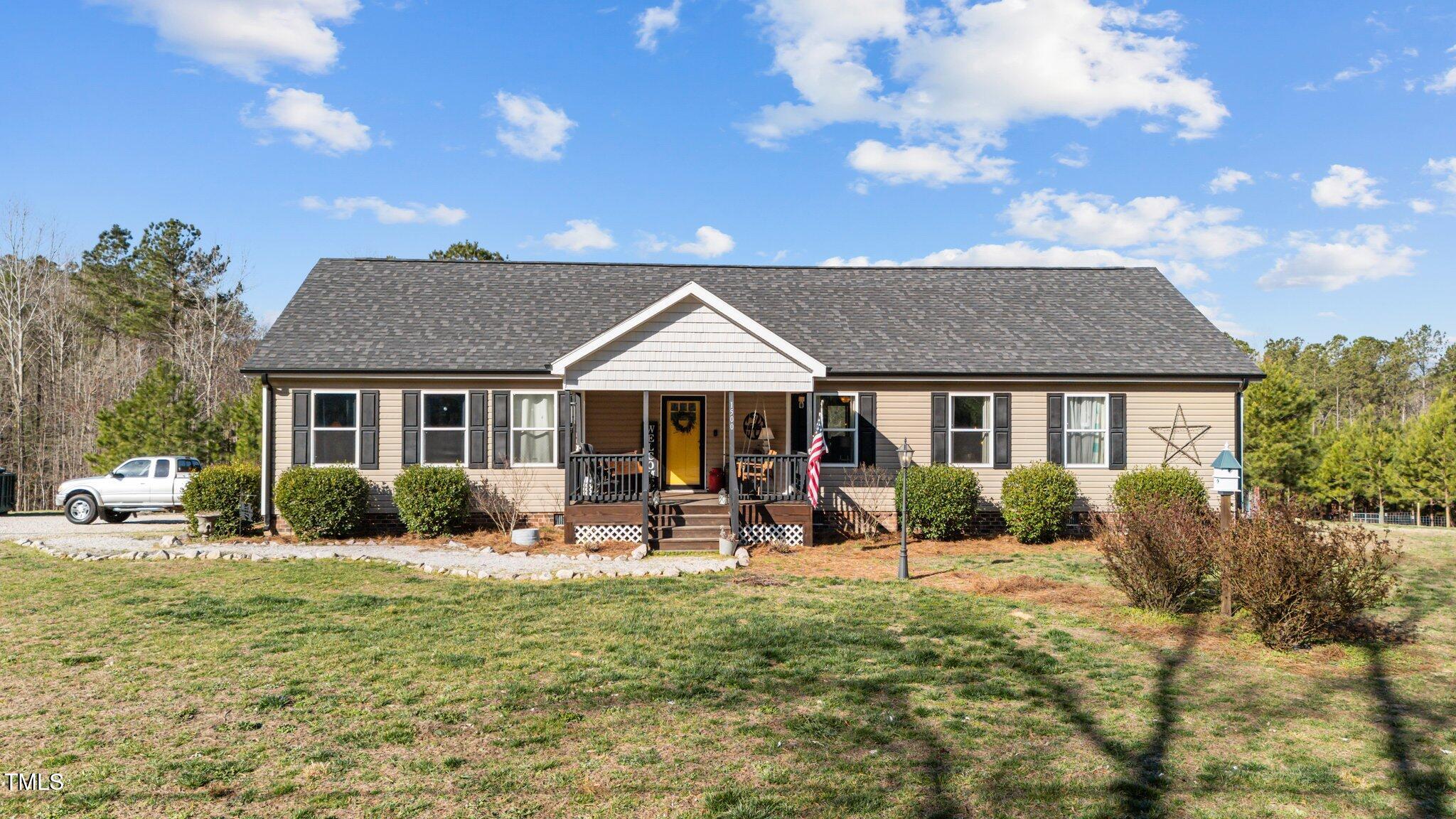 1500 Cheves Road Property Photo
