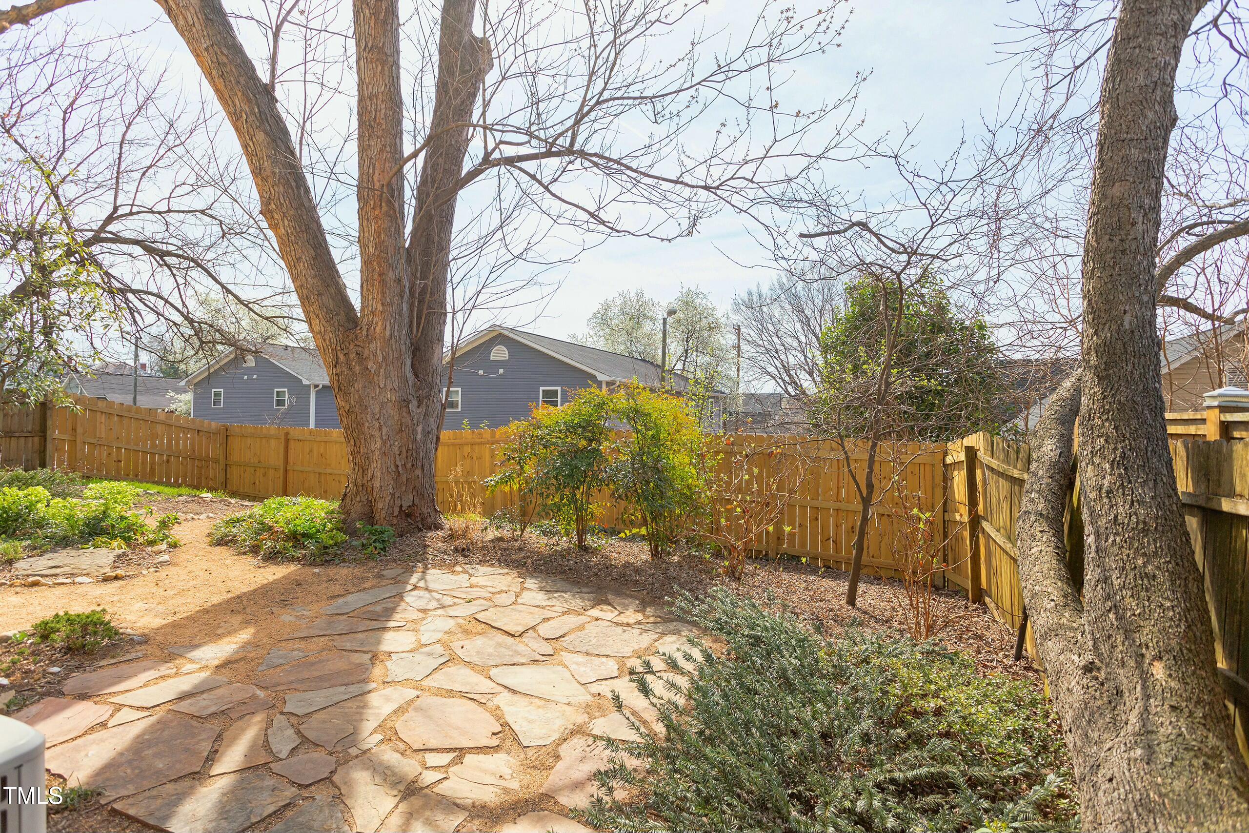 207 Hargrove Street Property Photo 54