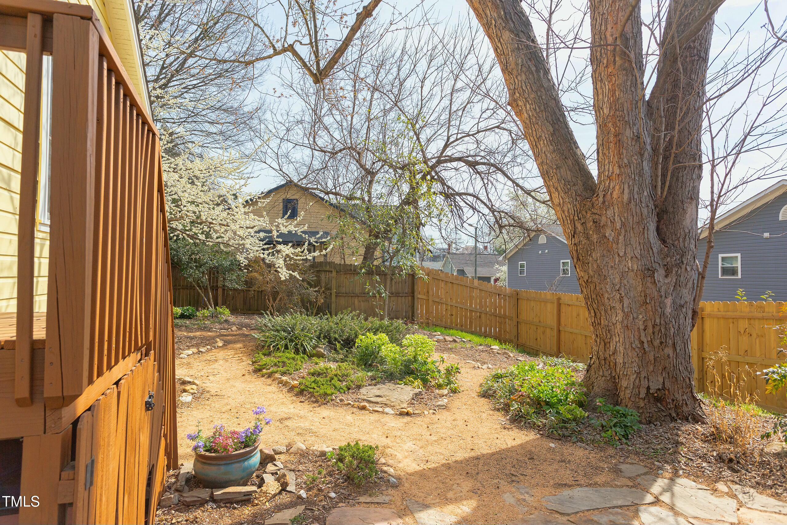 207 Hargrove Street Property Photo 55