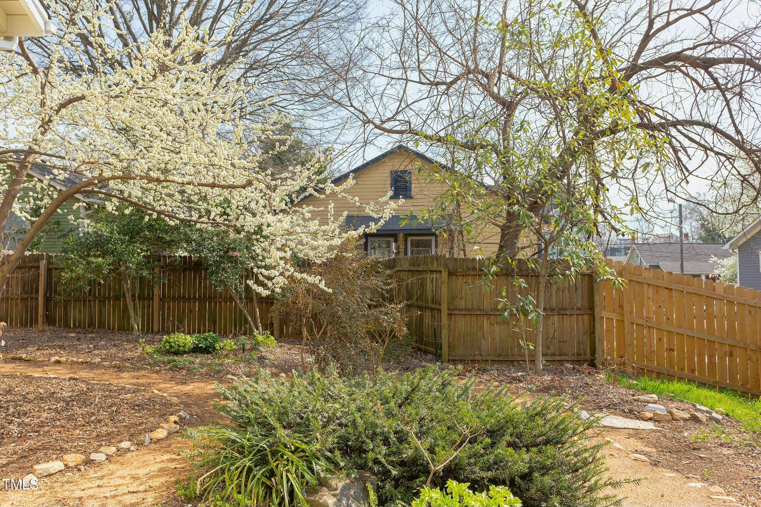207 Hargrove Street Property Photo 57