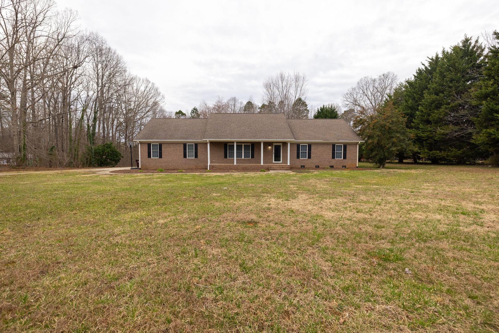 8009 Bunny Road Property Photo
