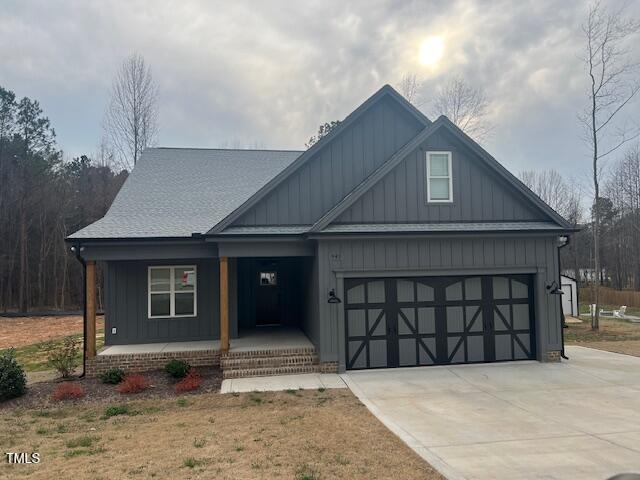 945 Lynch Road Property Photo