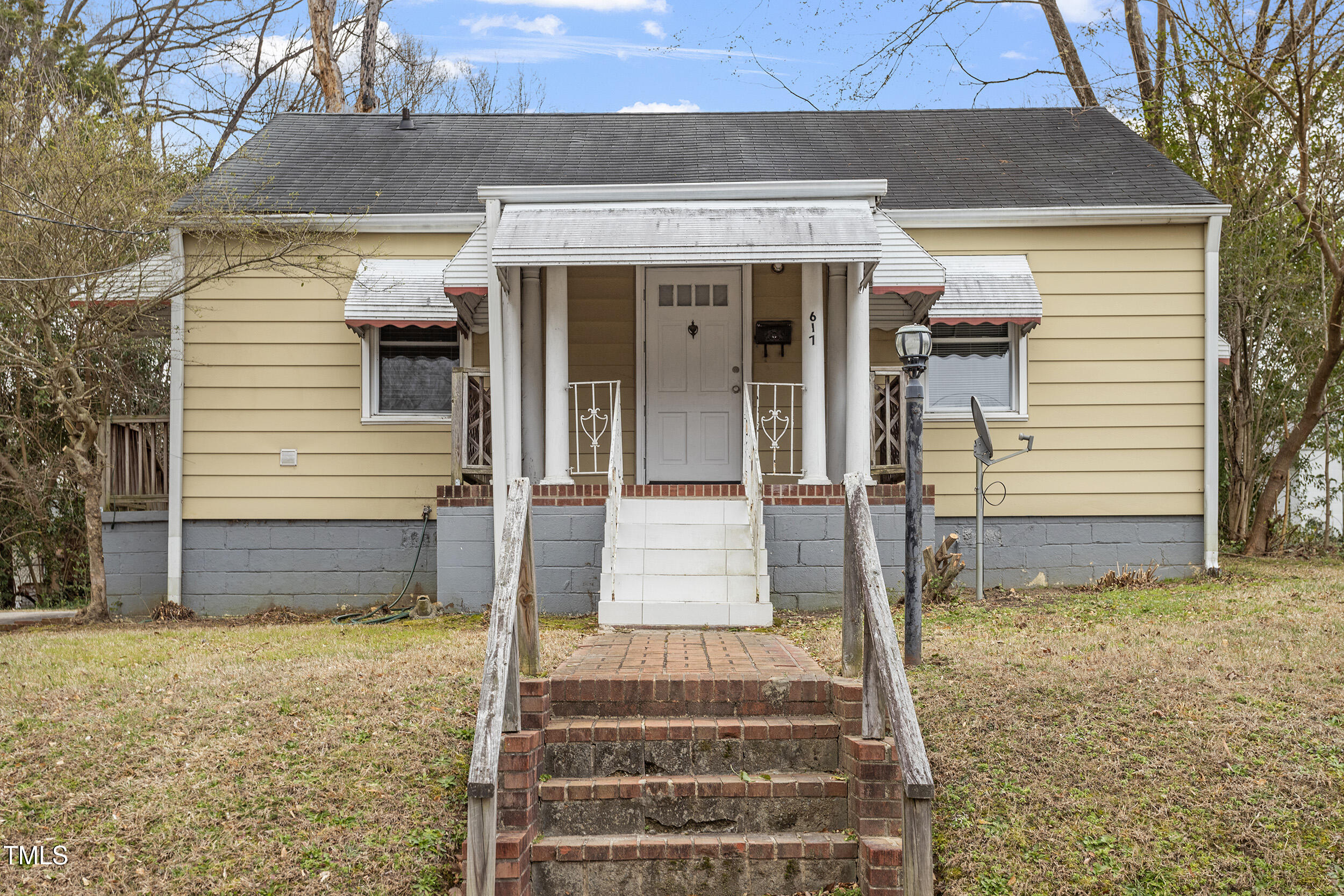 617 Bernice Street Property Photo
