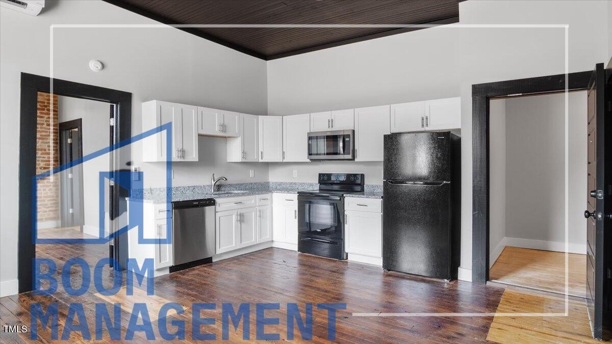 202 S Main Street Property Photo 4