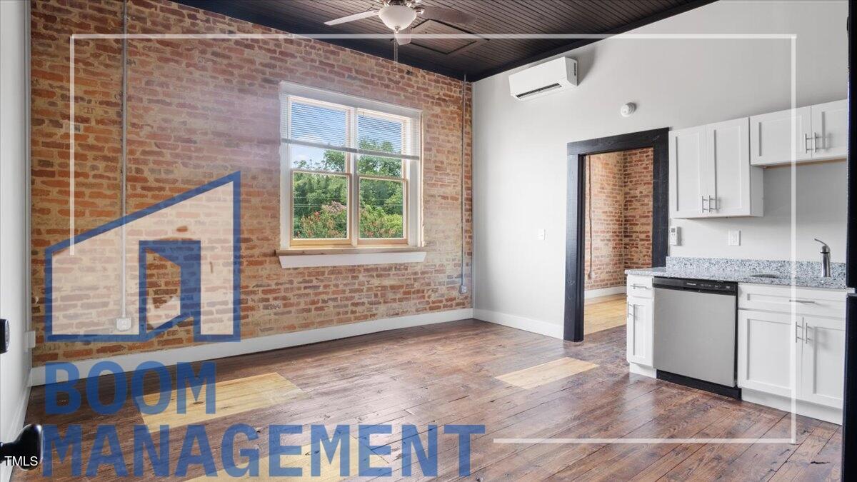 202 S Main Street Property Photo 5