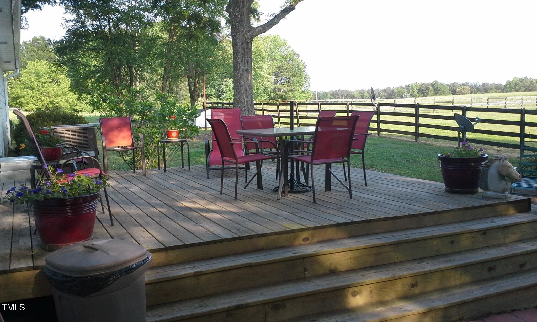 456 Carlyle Road Property Photo 11