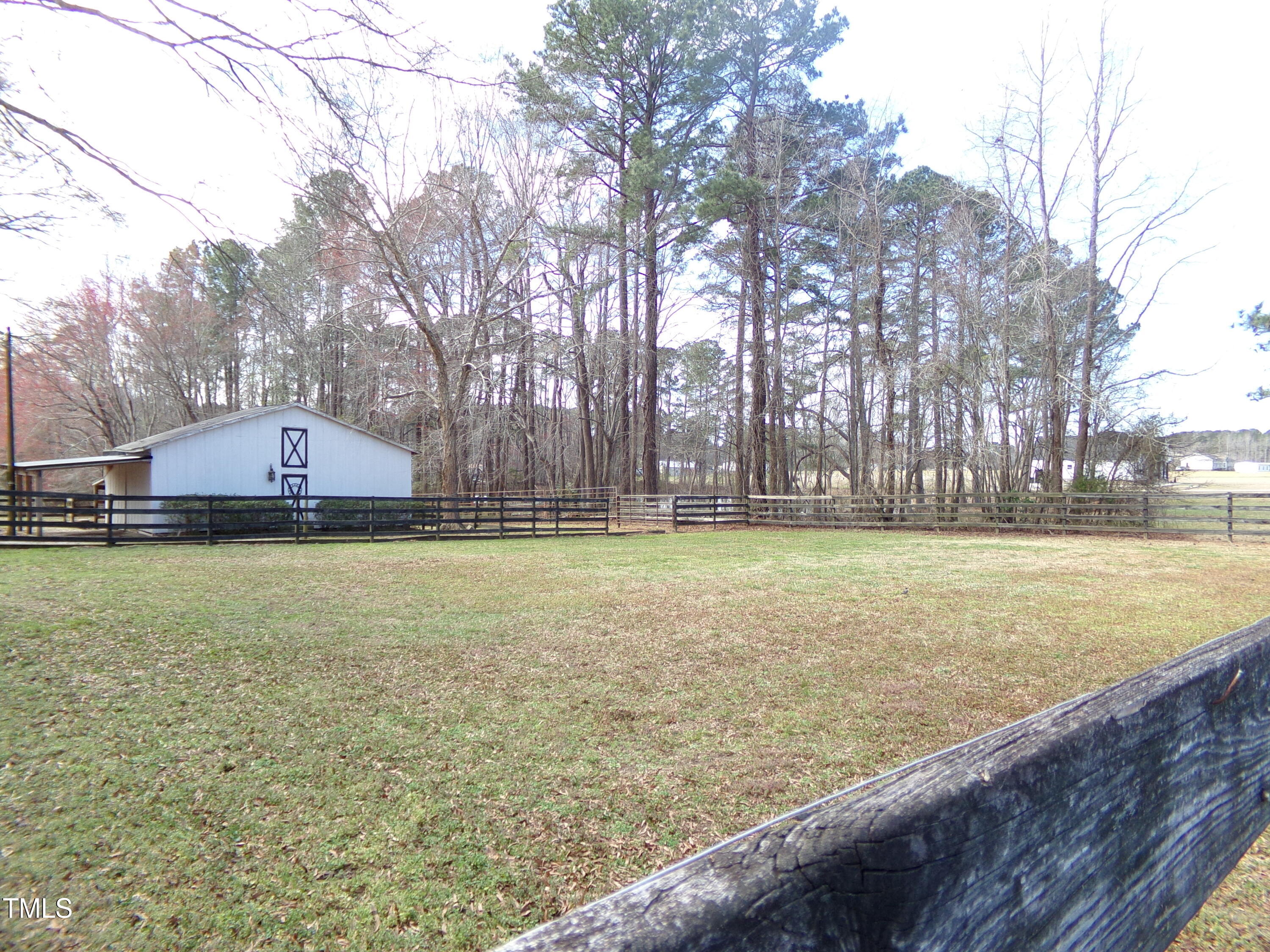 456 Carlyle Road Property Photo 16