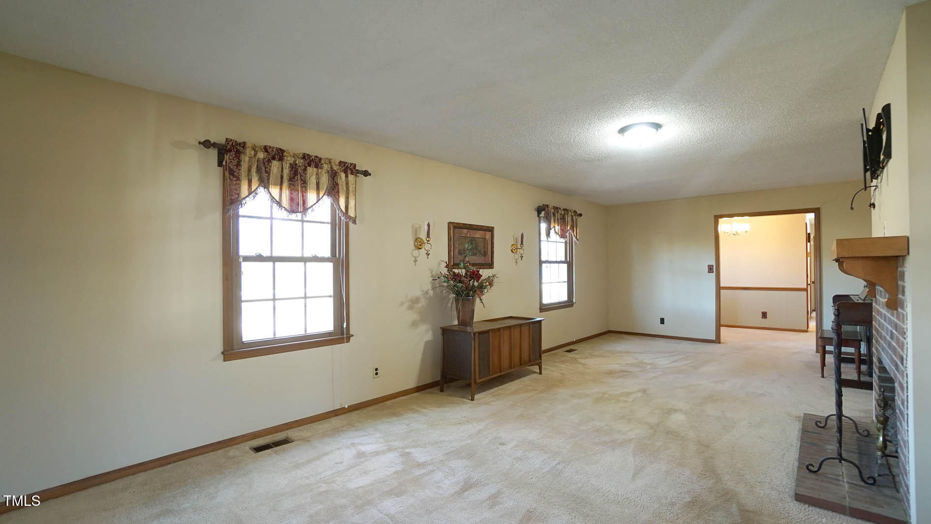 456 Carlyle Road Property Photo 22