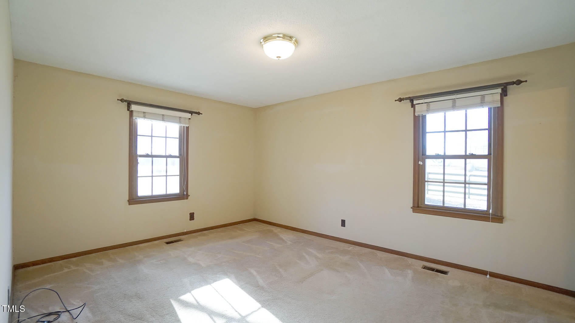 456 Carlyle Road Property Photo 26
